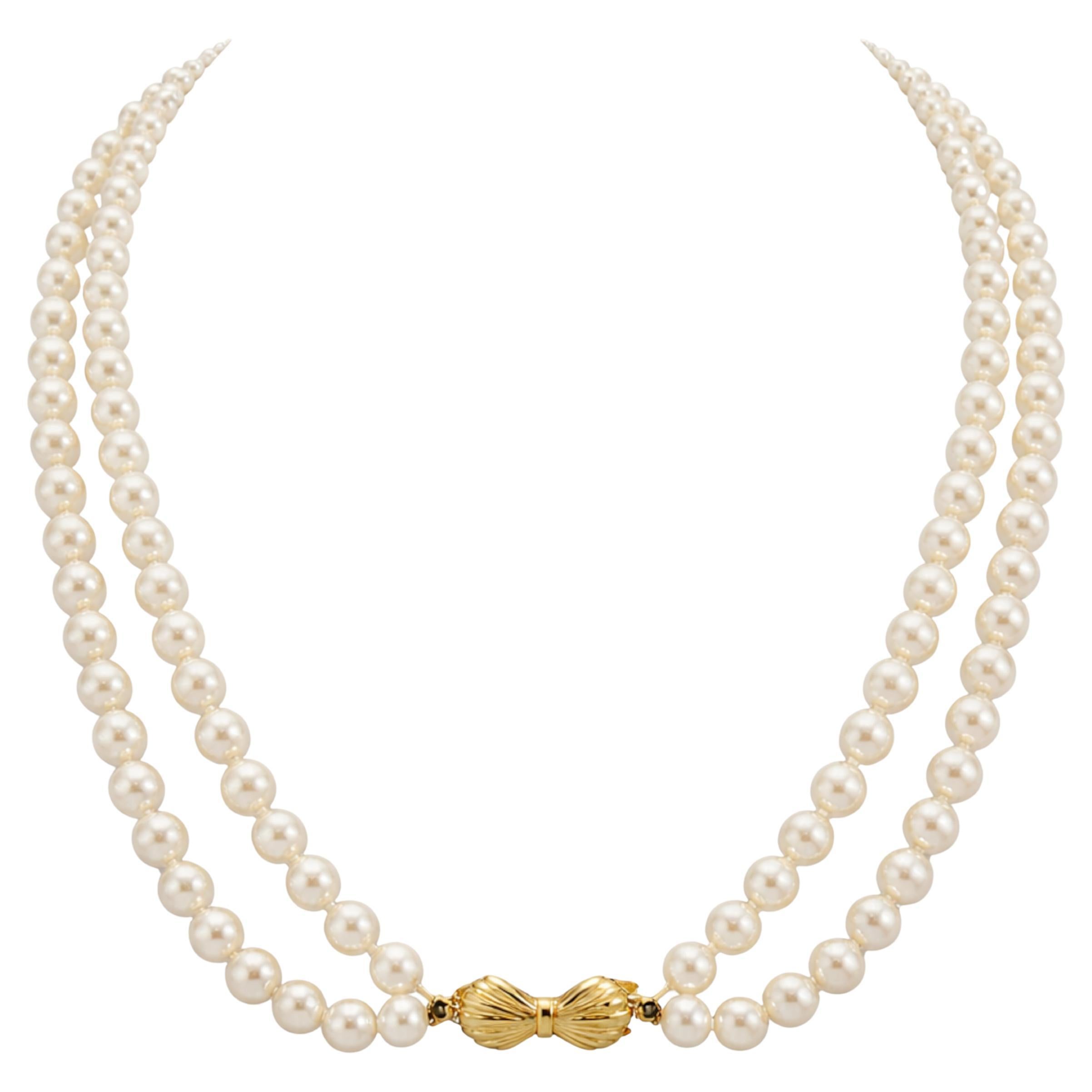 Collar de perlas Akoya Mikimoto en venta