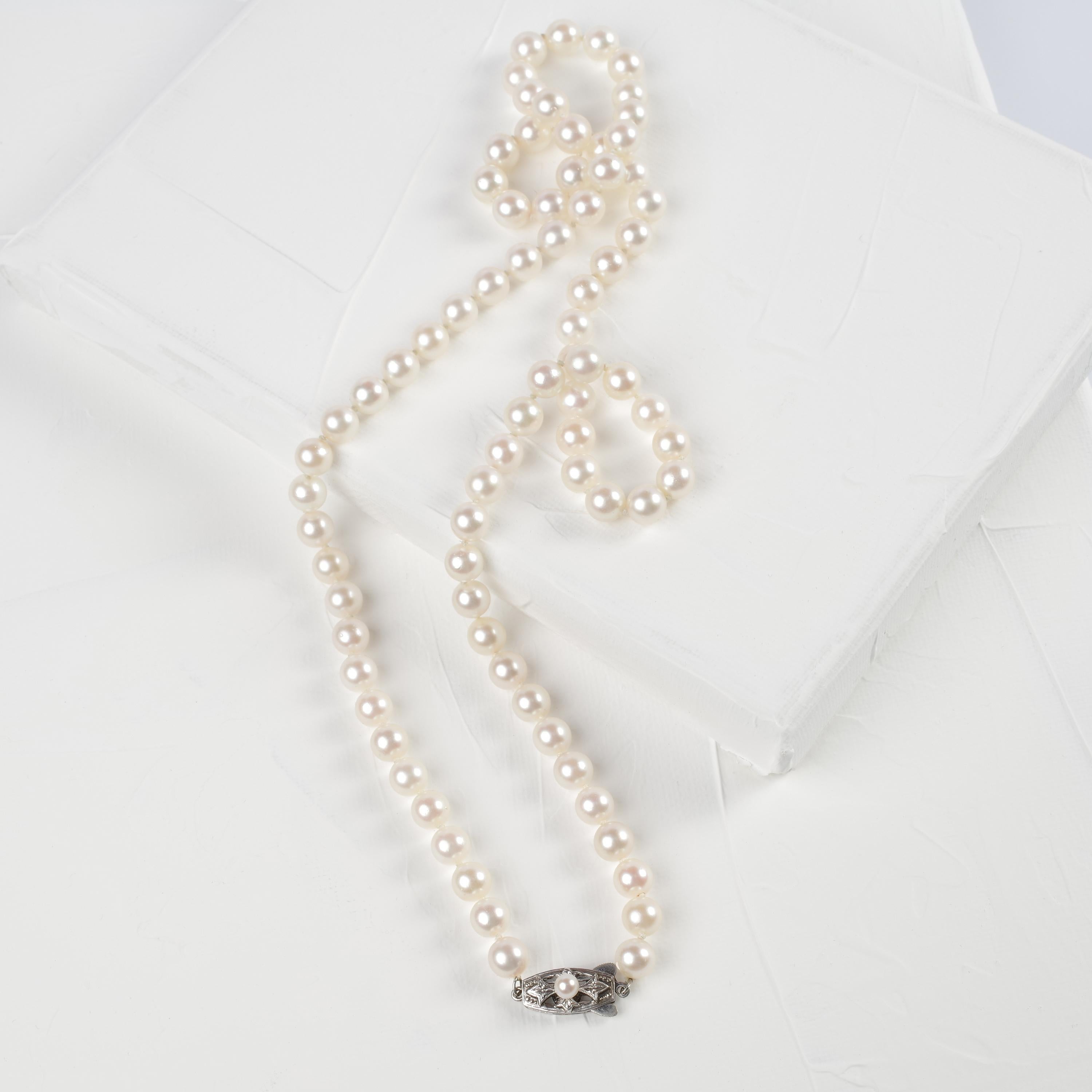 Modern Mikimoto Akoya Pearl Necklace from Marilyn Monroe Era