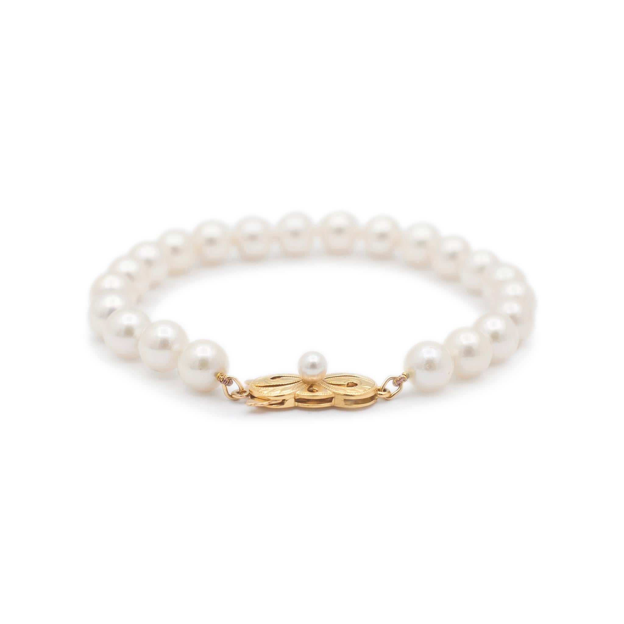 Mikimoto Akoya Pearl Strand Link Bracelet - 18K Yellow Gold Clasp In Excellent Condition For Sale In Houston, TX