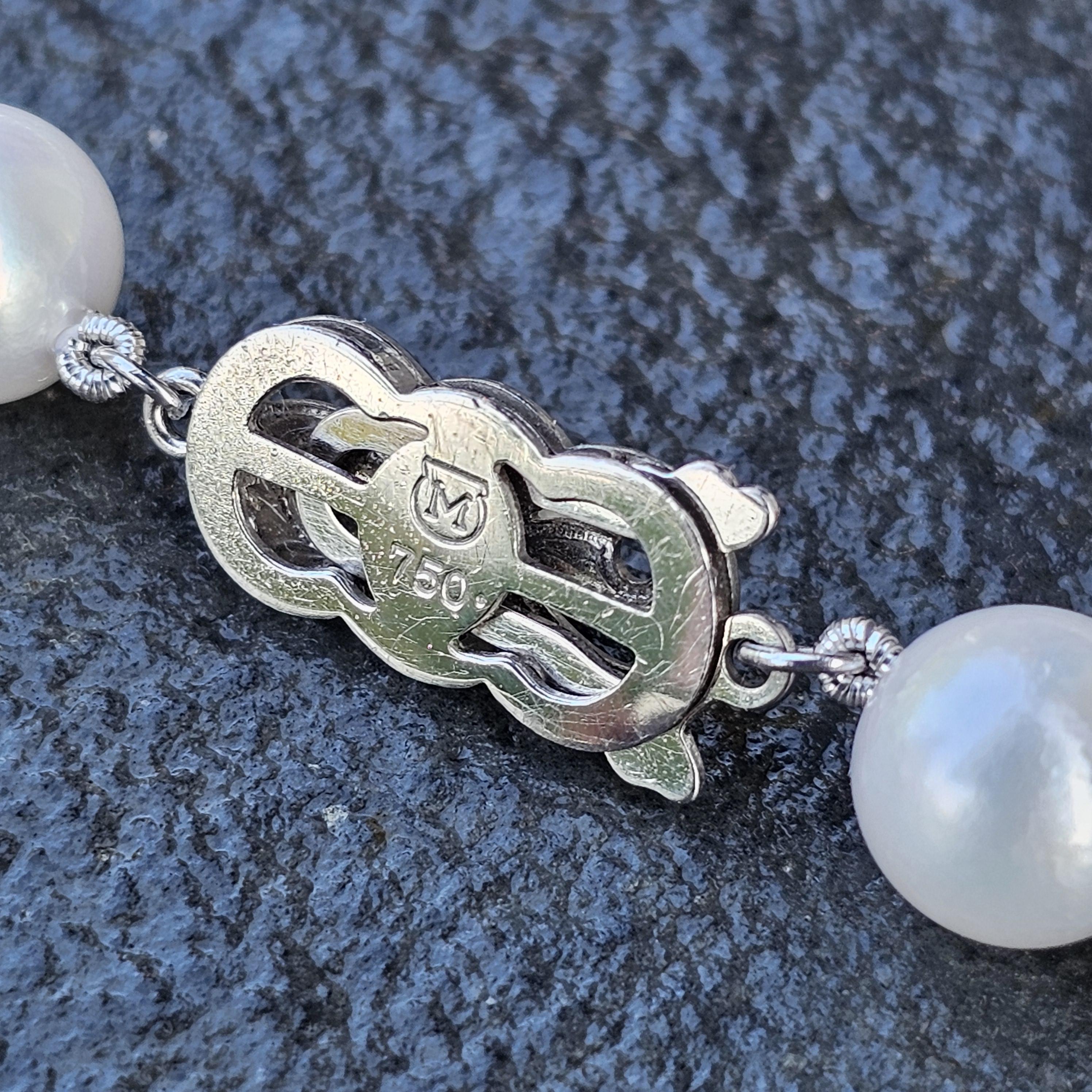 De las mujeres Mikimoto Collar de hilos de perlas Akoya Cierre de oro blanco de 18 quilates 8,5 mm a 9 mm 18 pulgadas en venta