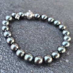 Mikimoto Black Peacock South Sea Pearl Bracelet 8-9mm 18k White Gold Diamond 8"