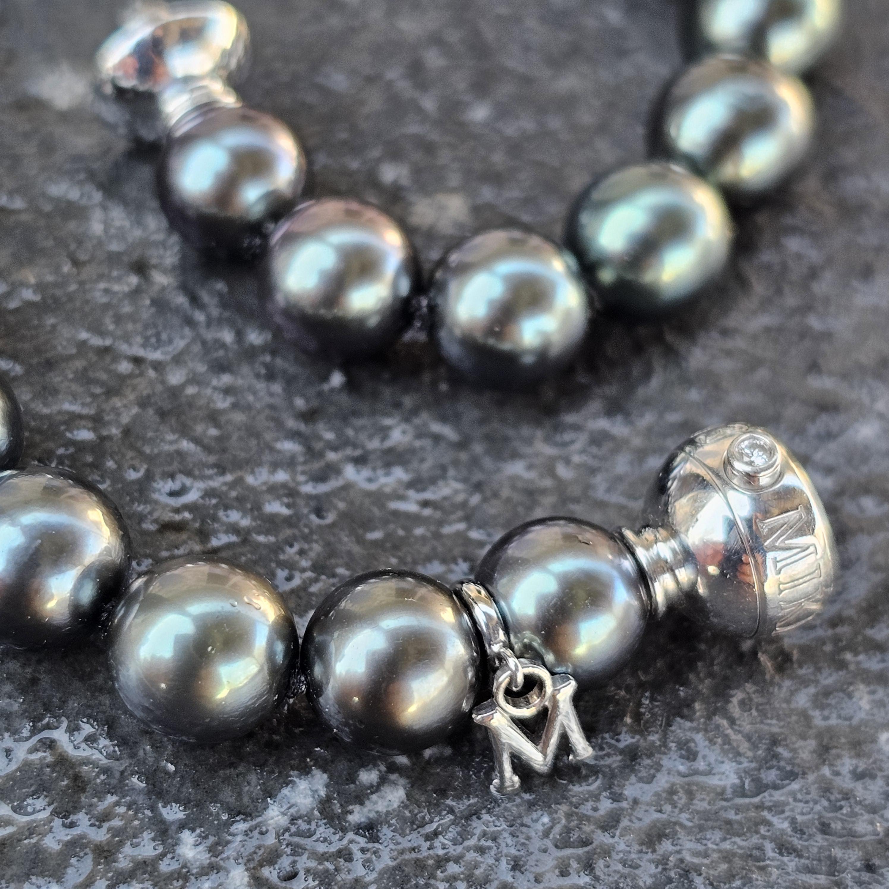 Mikimoto Black Peacock South Sea Pearl Bracelet 8-9mm 18k White Gold Diamond 8