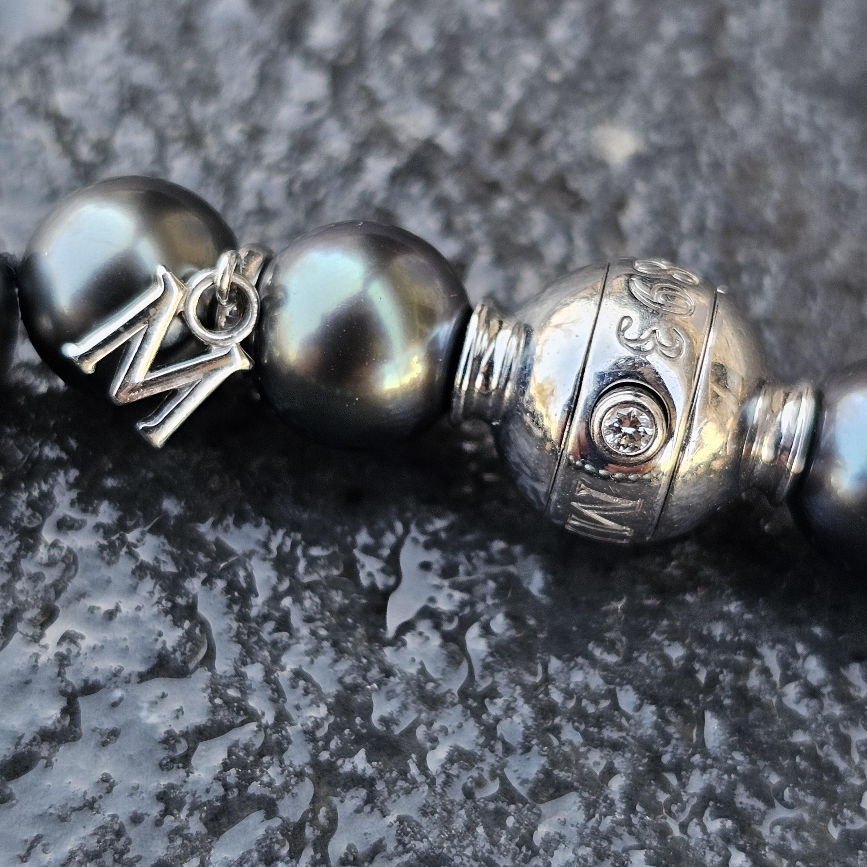 Mikimoto Black Peacock South Sea Pearl Bracelet 8-9mm 18k White Gold Diamond 8