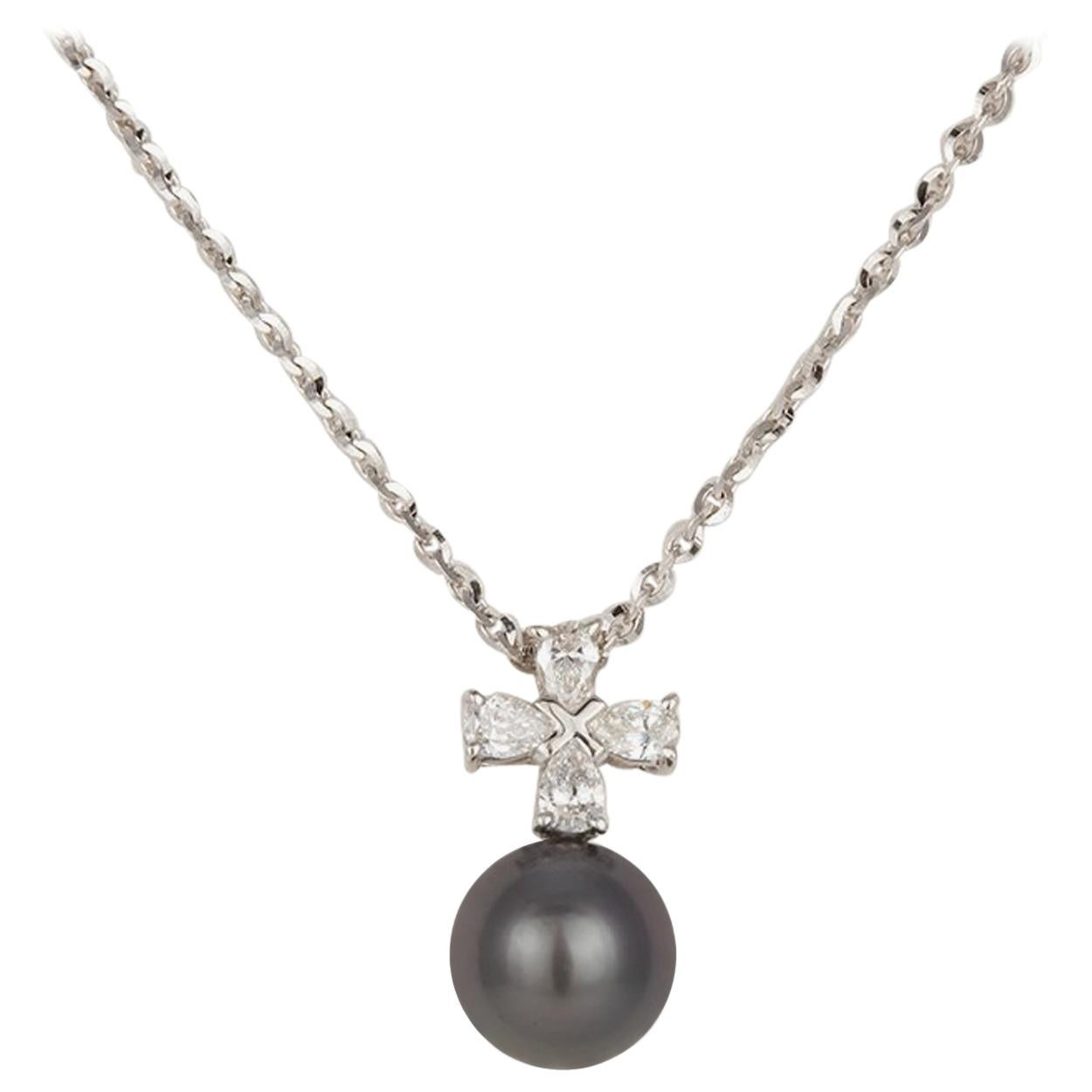 Mikimoto Black South Sea Pearl Pendant Necklace 18 Karat Gold and Diamonds