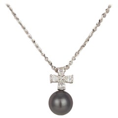 Mikimoto Black South Sea Pearl Pendant Necklace 18 Karat Gold and Diamonds