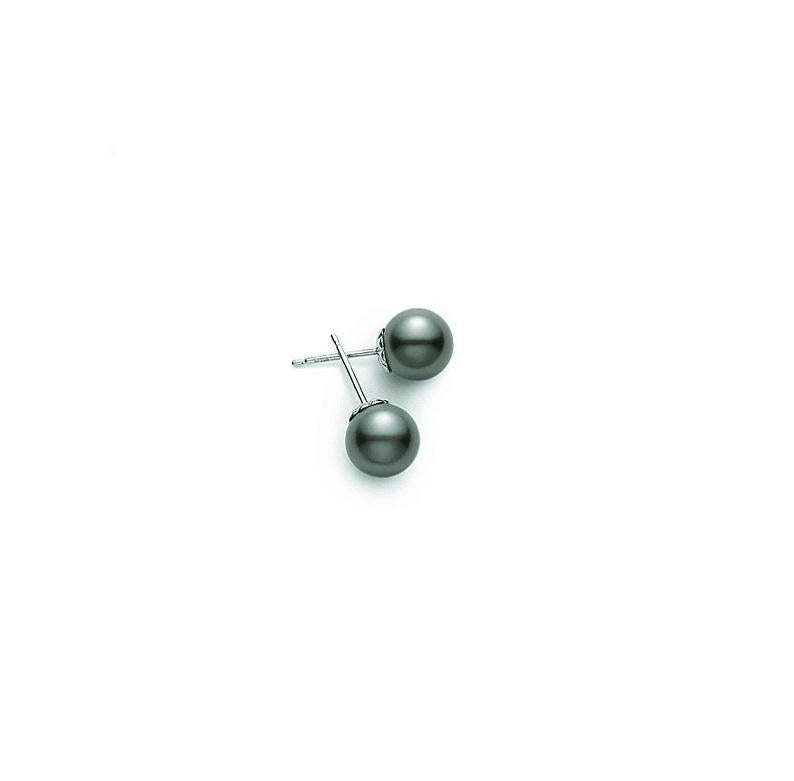 Mikimoto Black South Sea Pearl Stud in 18k White Gold.  
Quality A+ 
Pearl Size: 9mm 
PES902BW