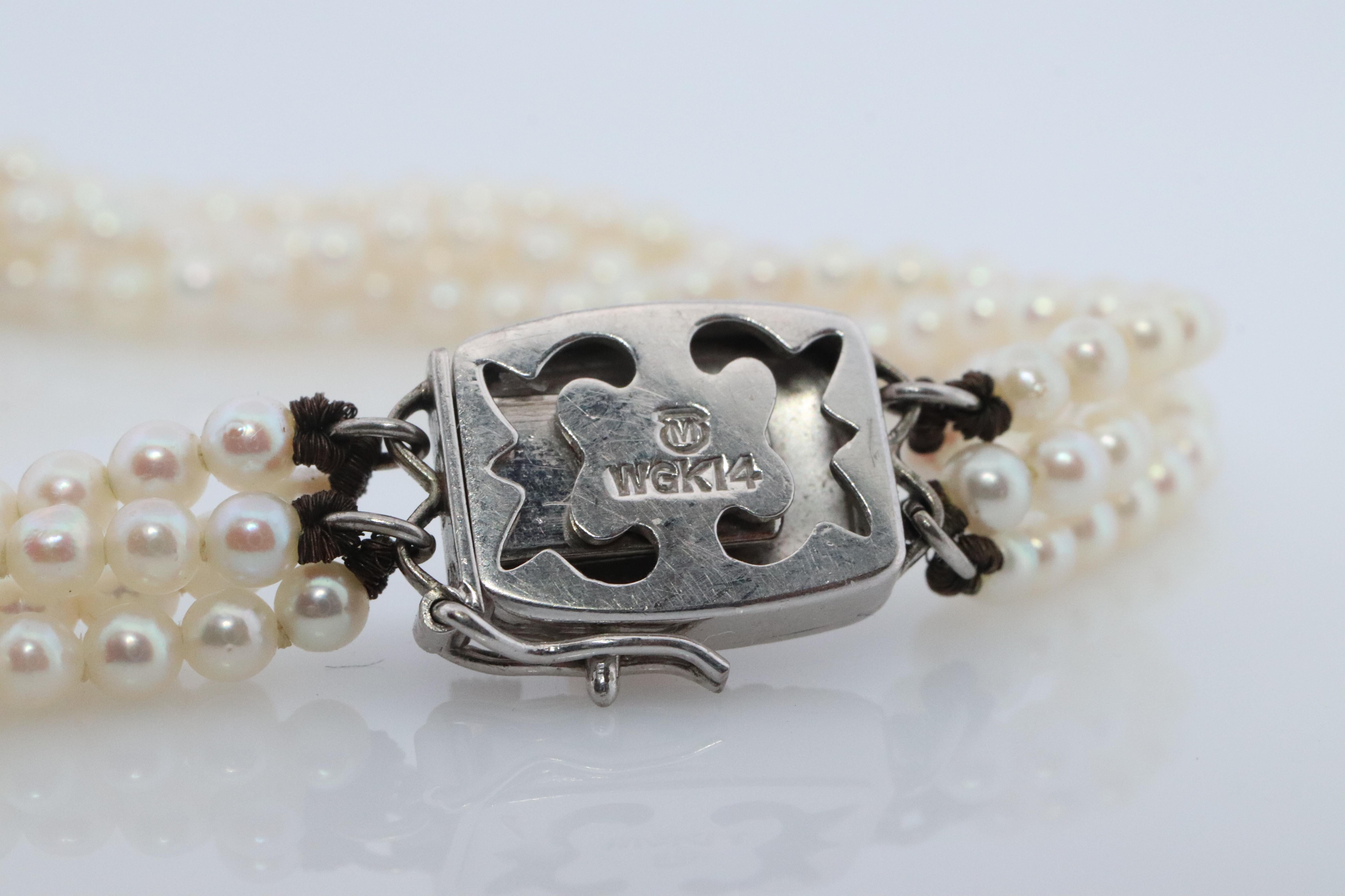 Mikimoto Bracelet. Vintage 14k Gold Mikimoto Pearl Strand Bracelet Lapis Lazuli. For Sale 2