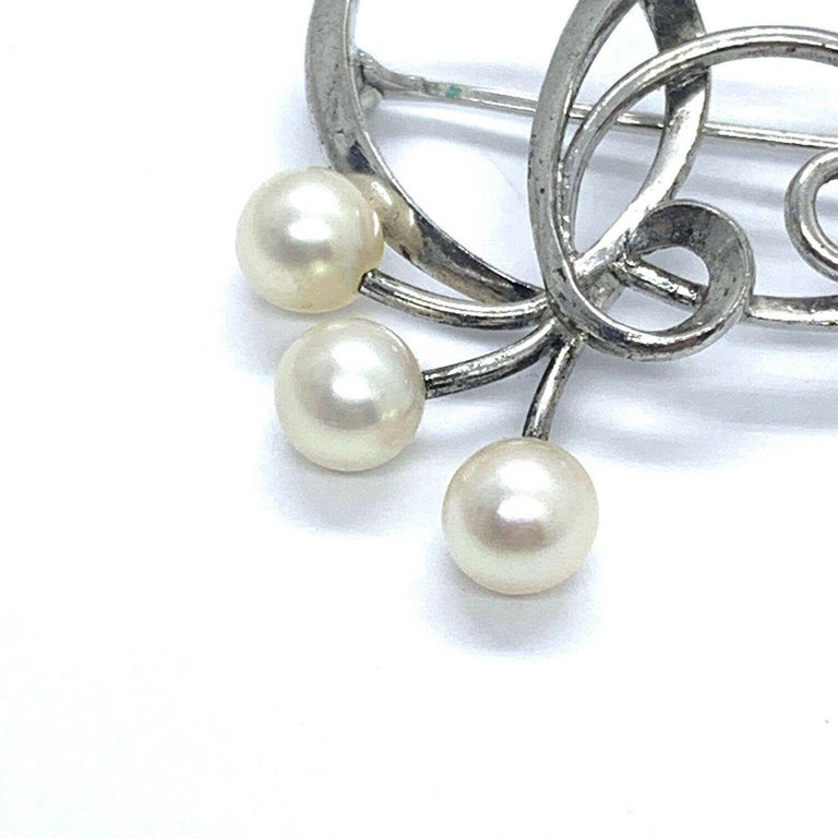 Colored Stone / Pearl Pins & Brooches 001-250-01056, Joint Venture Estate  Jewelry