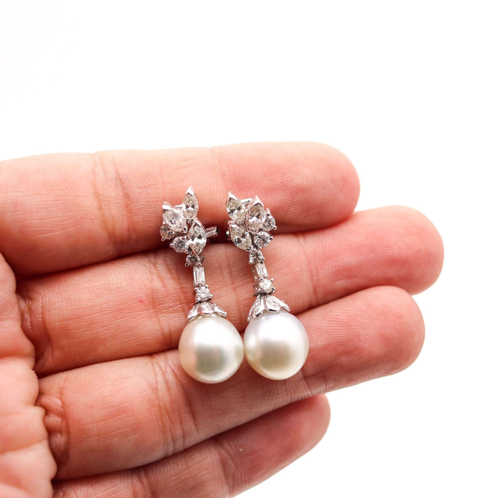 Women's MIKIMOTO Classic Pair Of Convertible Pearls Earrings 18Kt Gold 2.08 Ctw Diamonds For Sale