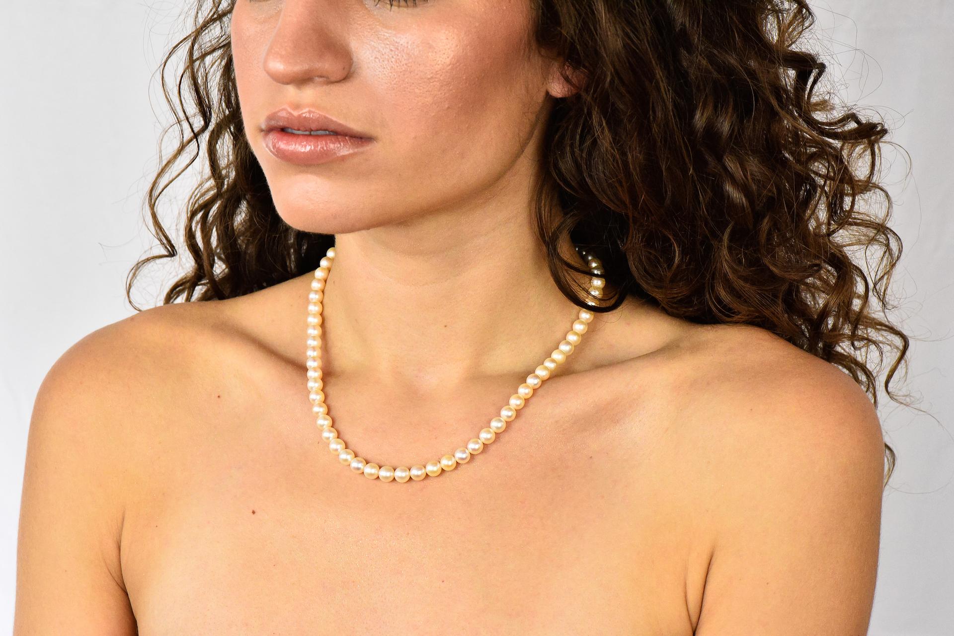 Mikimoto Contemporary Cultured Pearl 14 Karat Gold Necklace 3