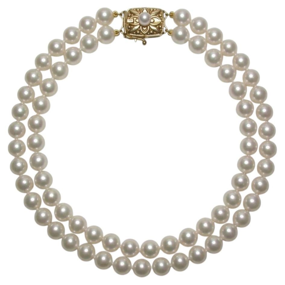 Collana a doppio filo con perle Akoya coltivate Mikimoto, in oro 18 carati