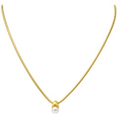 Retro Mikimoto Cultured Pearl 18 Karat Gold Drop Necklace