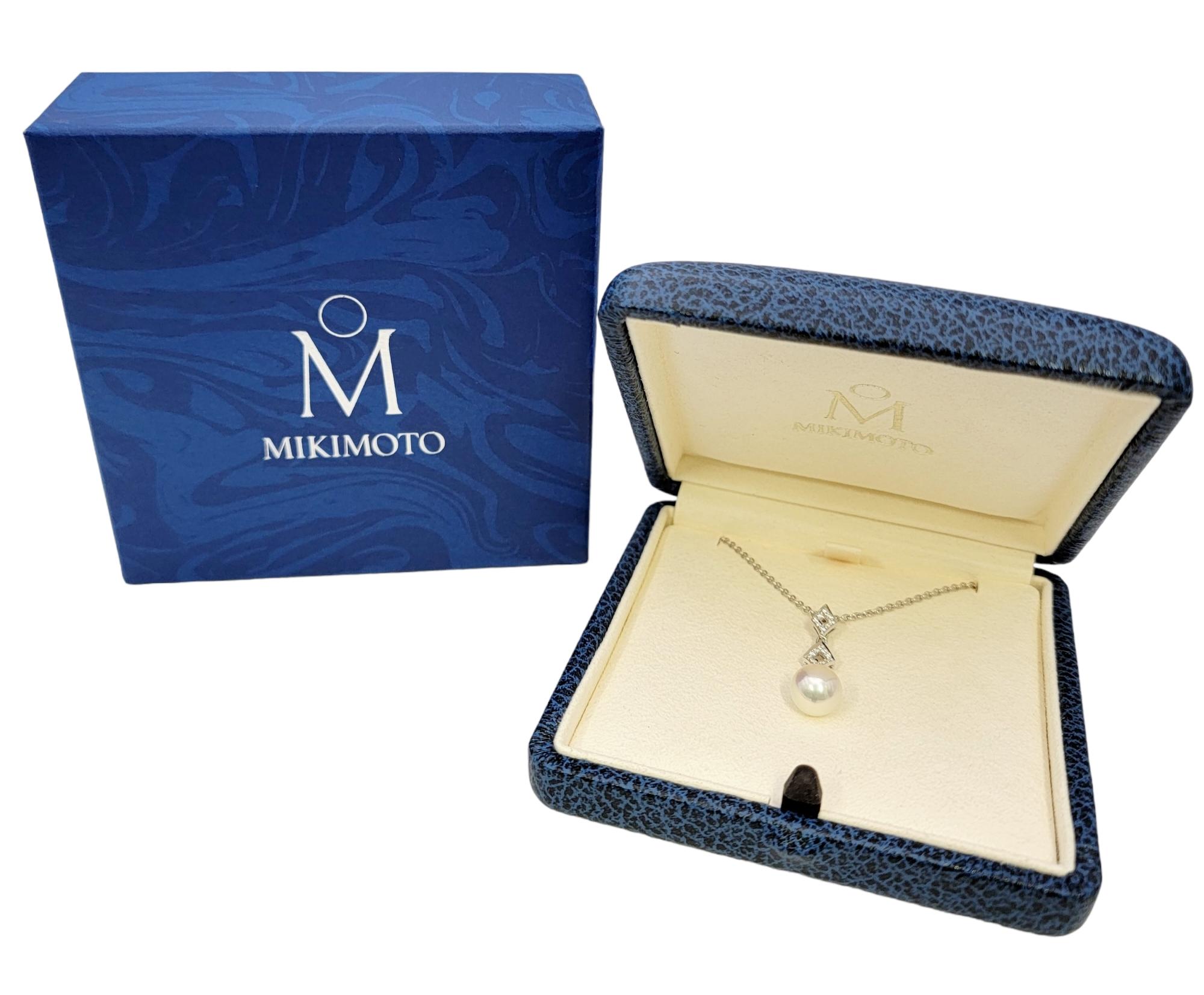 Mikimoto Zuchtperlen- und Diamant-Tropfen-Anhänger-Halskette aus 18 Karat Weißgold im Angebot 7