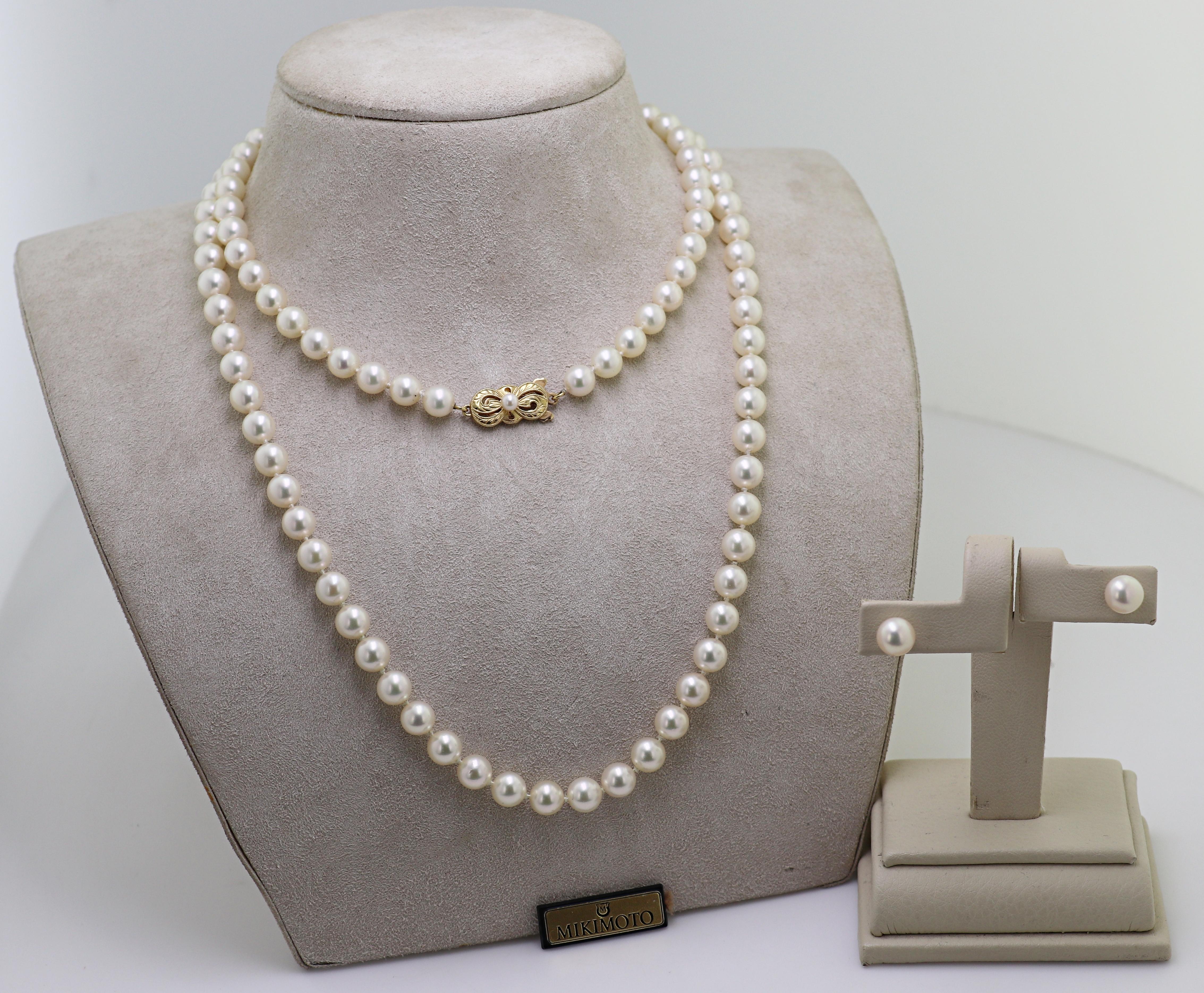 Mikimoto Cultured Pearl, Yellow Gold Necklace and Earrings Suite 8