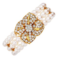 Mikimoto Diamant-Akoya-Perle 18K Gold Drei Strang Blumenarmband
