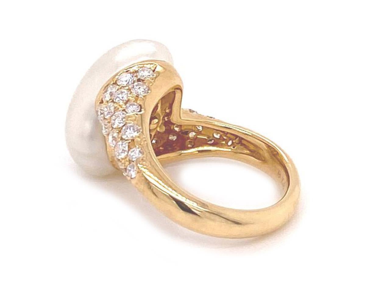Brilliant Cut Mikimoto Diamond Akoya Pearl 18k Yellow Gold Ring For Sale