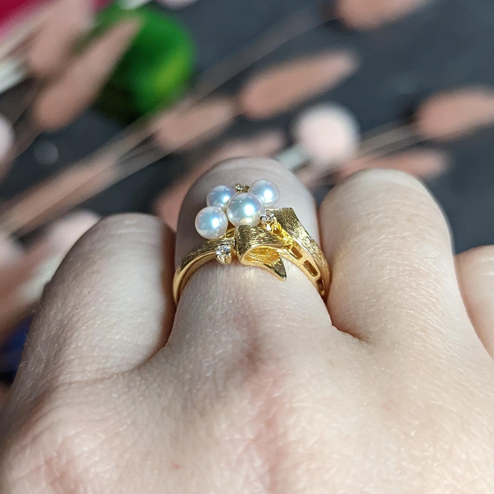 Mikimoto Diamond Pearl 18 Karat Yellow Gold Ribbon Ring 5