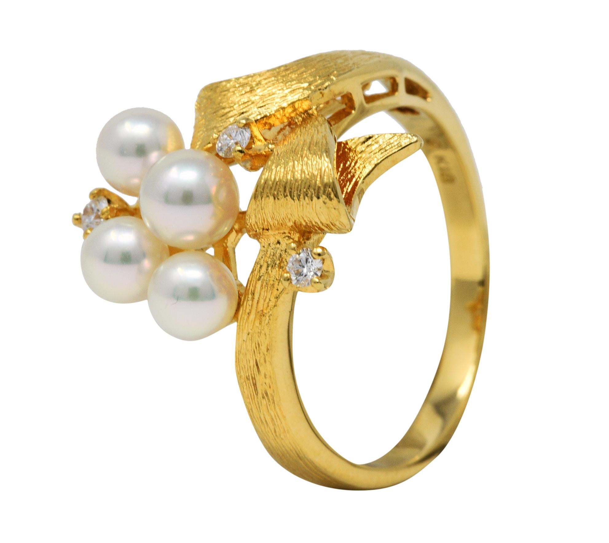 Mikimoto Diamond Pearl 18 Karat Yellow Gold Ribbon Ring 2