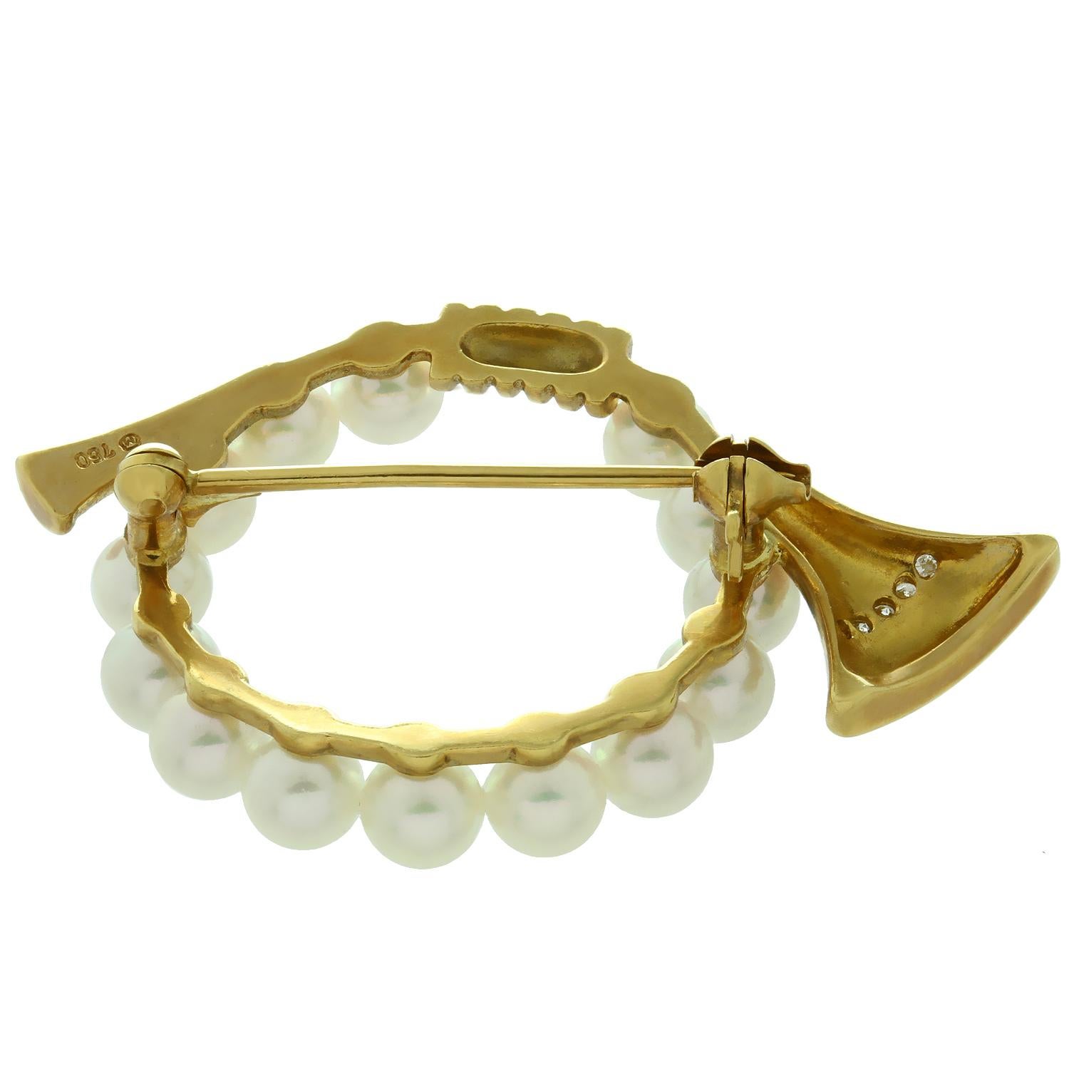Women's Mikimoto Diamond Pearl Yellow Gold Brooch For Sale