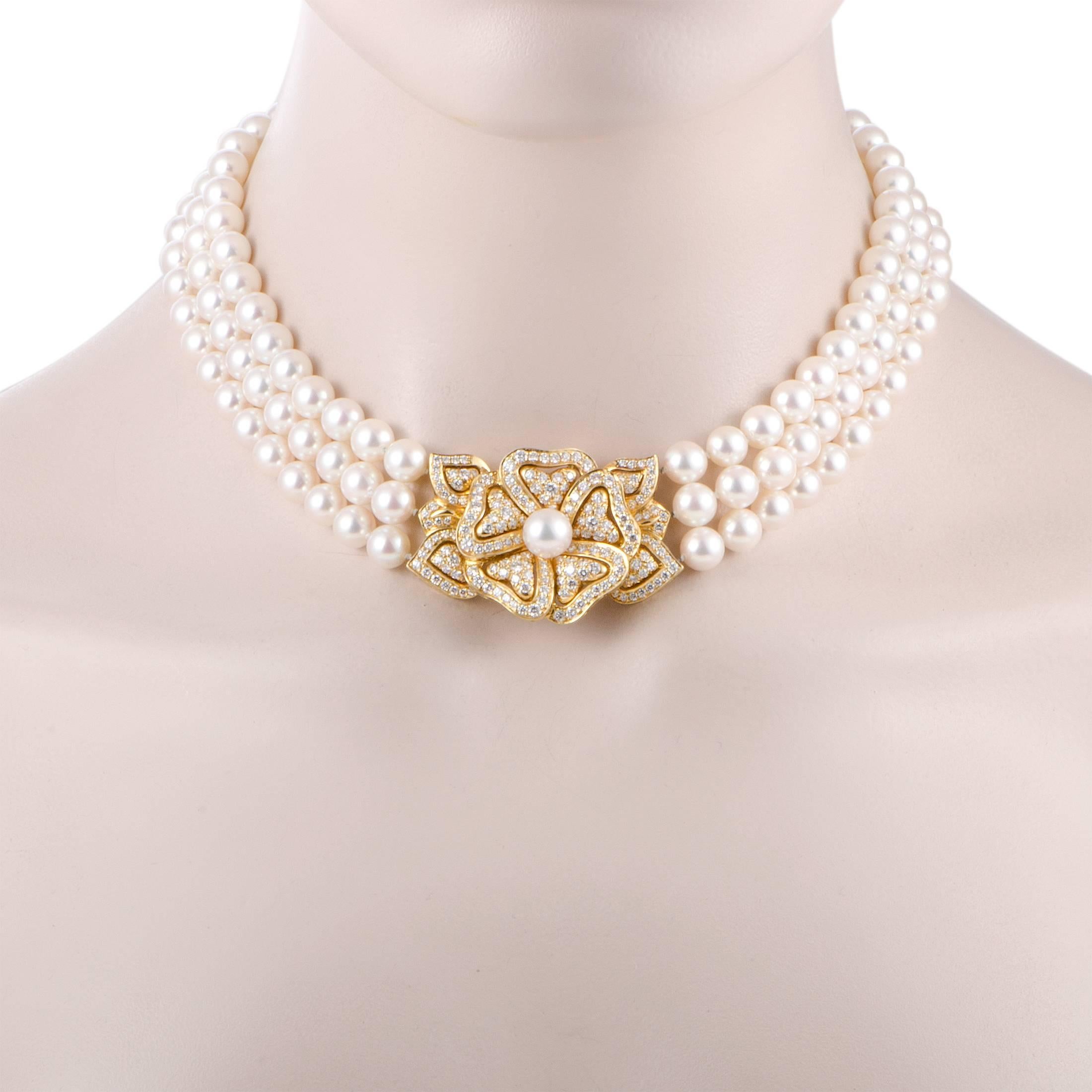 Embodying the very essence of timeless elegance and refined design, this marvelous Mikimoto necklace exudes prestigious opulence and lustrous sophistication. The necklace is made of luxurious 18K yellow gold and boasts sublime pearls and