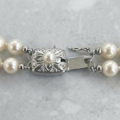 Collar de plata de ley con perlas Akoya de doble vuelta de Mikimoto