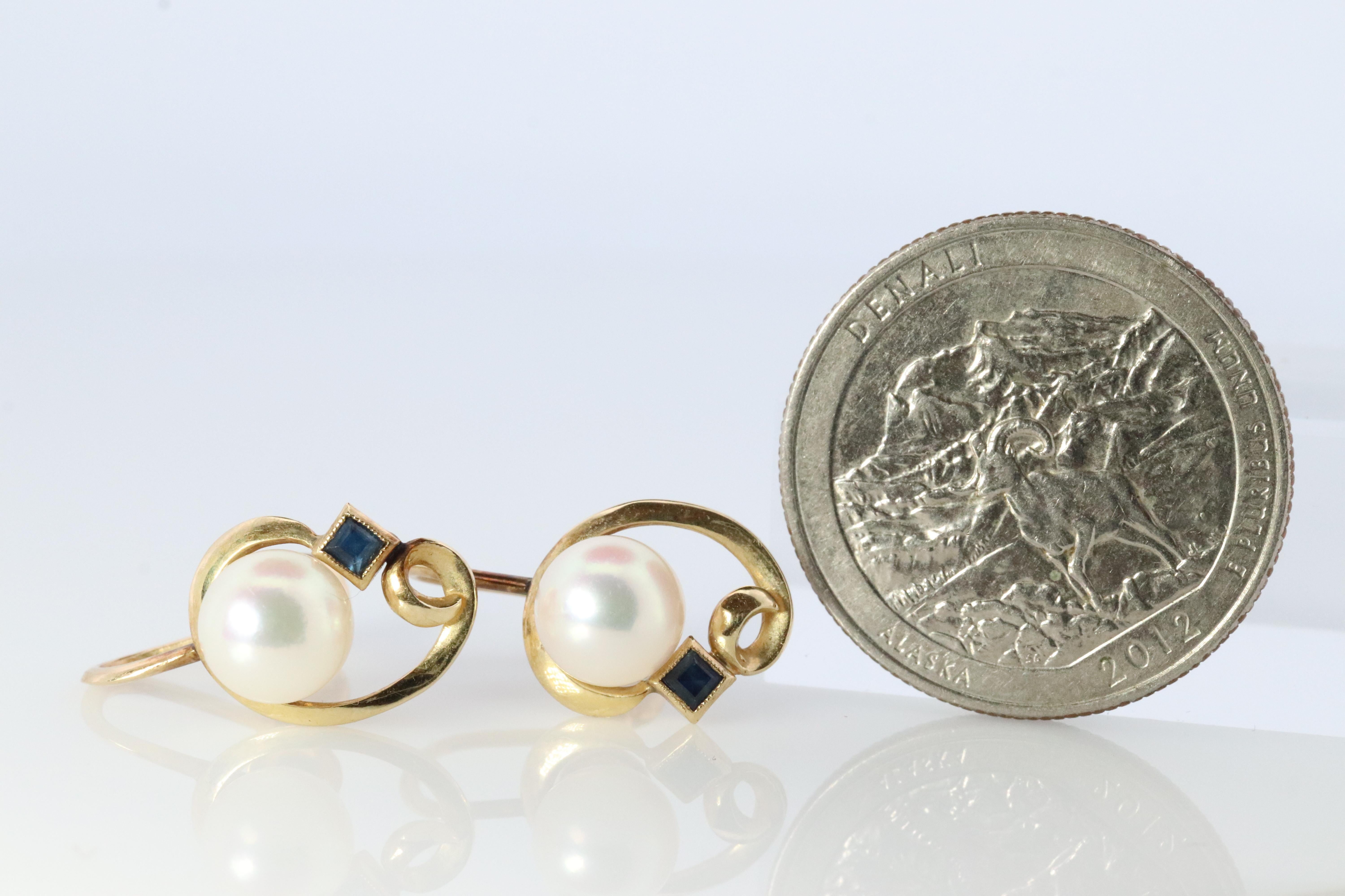 Women's Mikimoto Earrings. 14k Gold Mikimoto Pearl and Sapphire Clip Ons. Unpierced