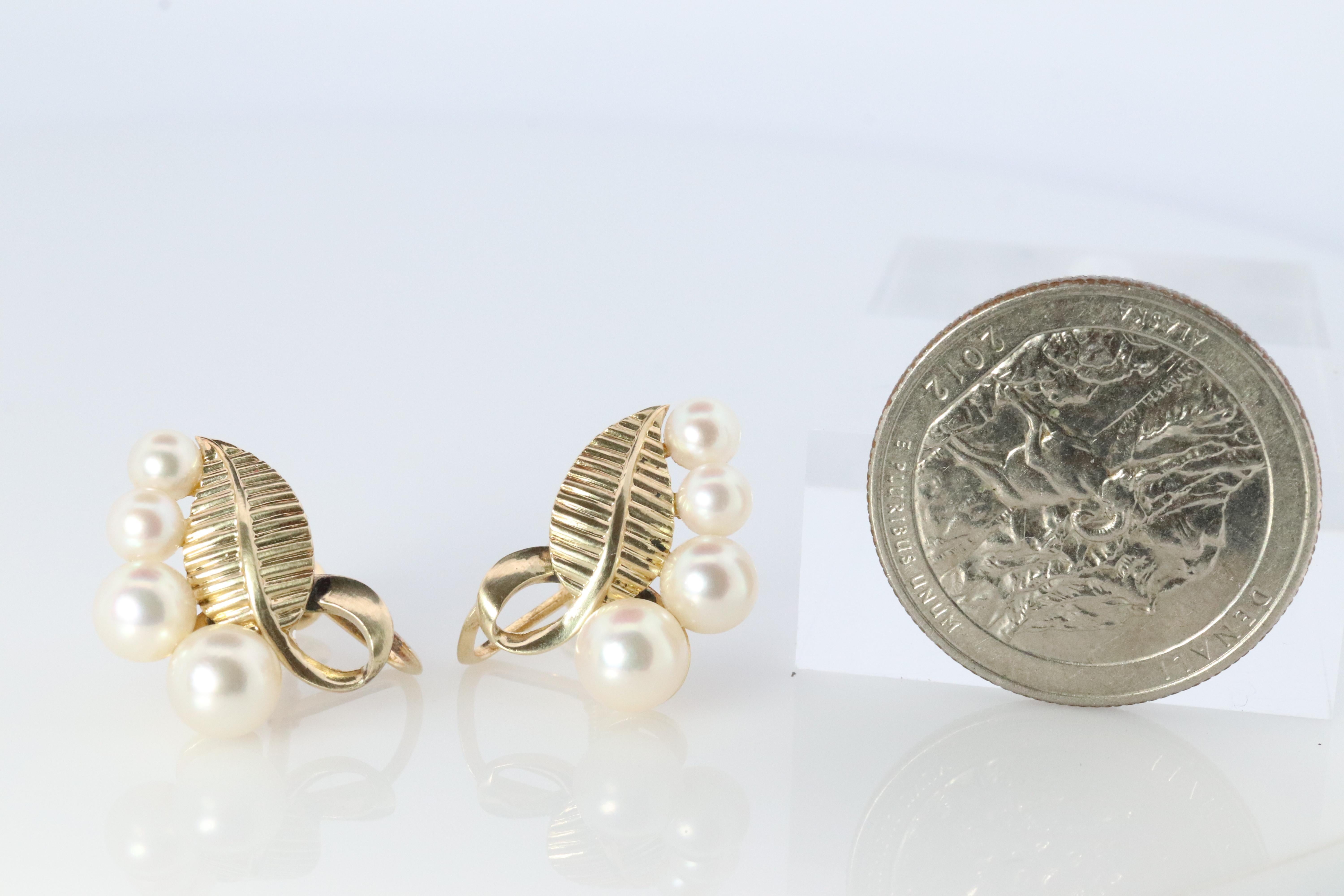 Mikimoto Earrings. Vintage 14k Gold Mikimoto Pearl cluster Clip Ons. Unpierced For Sale 1
