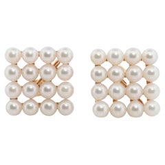 Pendientes Mikimoto. Clips vintage de oro de 14 quilates con perlas de Mikimoto. Sin perforar