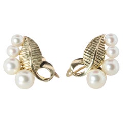 Mikimoto Earrings. Vintage 14k Gold Mikimoto Pearl cluster Clip Ons. Unpierced