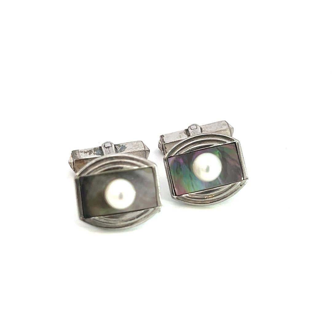 Mikimoto Estate Akoya + Mother of Pearl Cufflinks 5.2 mm Sterling Silver In Good Condition For Sale In Brooklyn, NY