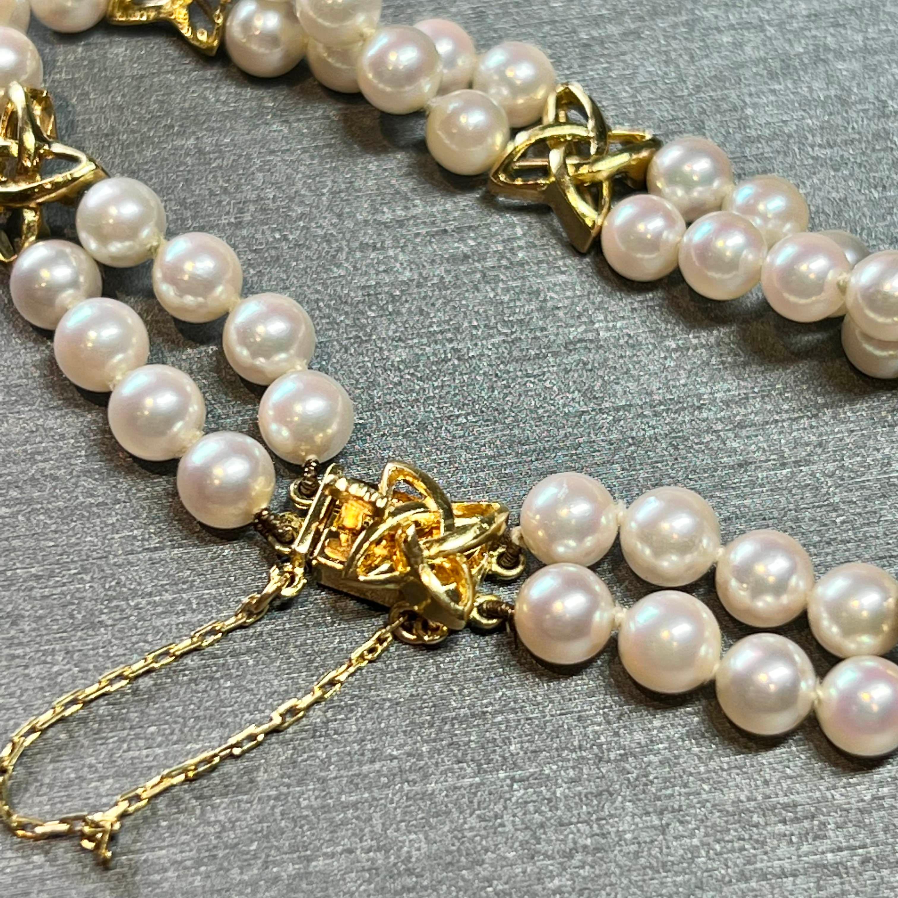 Round Cut Mikimoto Estate Akoya Pearl Bracelet 18k Gold Certified For Sale