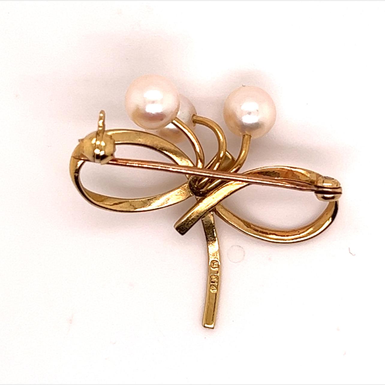 Women's Mikimoto Estate Akoya Pearl Brooch Pin 14k Gold For Sale