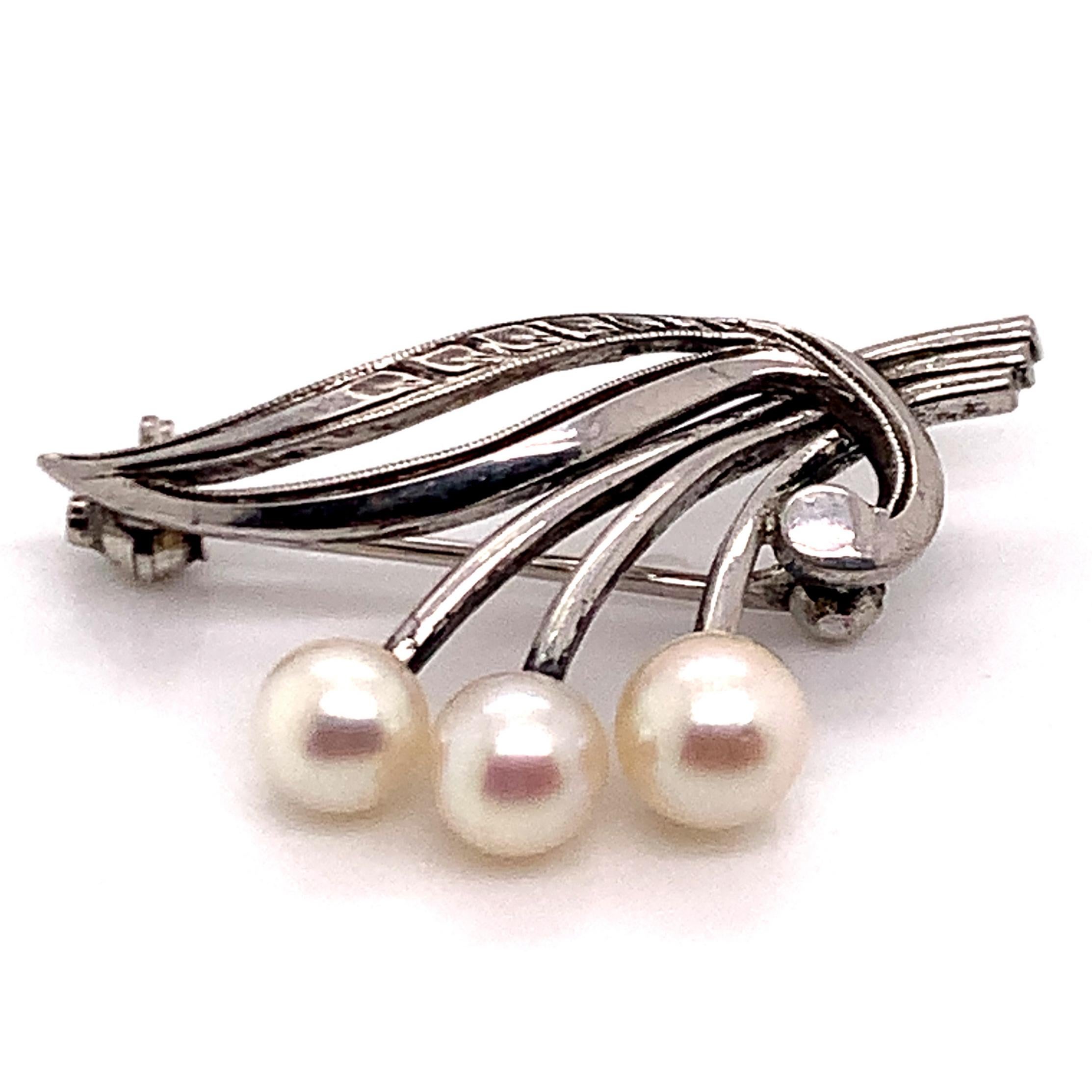 Women's Mikimoto Estate Akoya Pearl Brooch Pin Sterling Silver For Sale