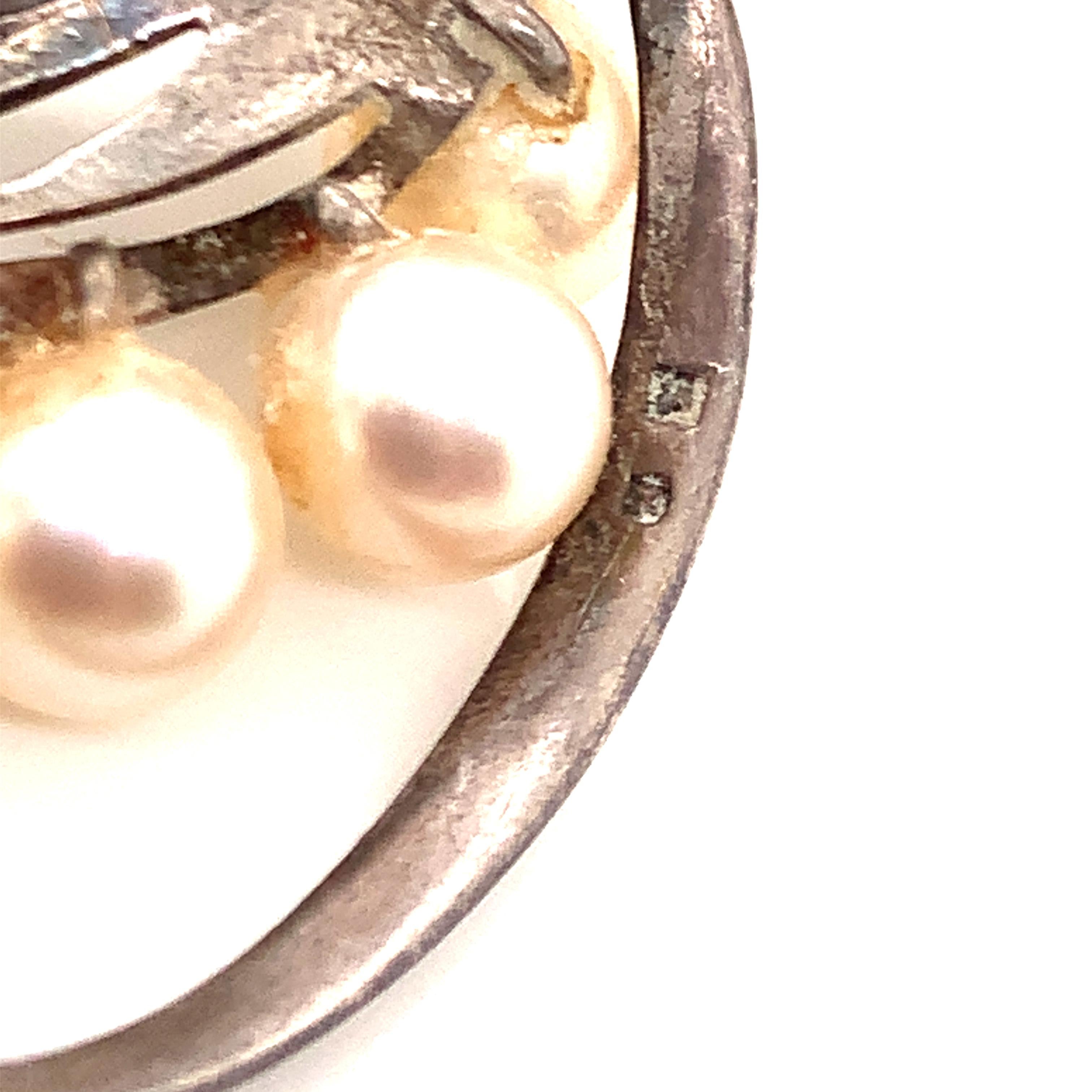 Mikimoto Estate Akoya Pearl Brooch Pin Sterling Silver 5.56 Grams In Good Condition For Sale In Brooklyn, NY