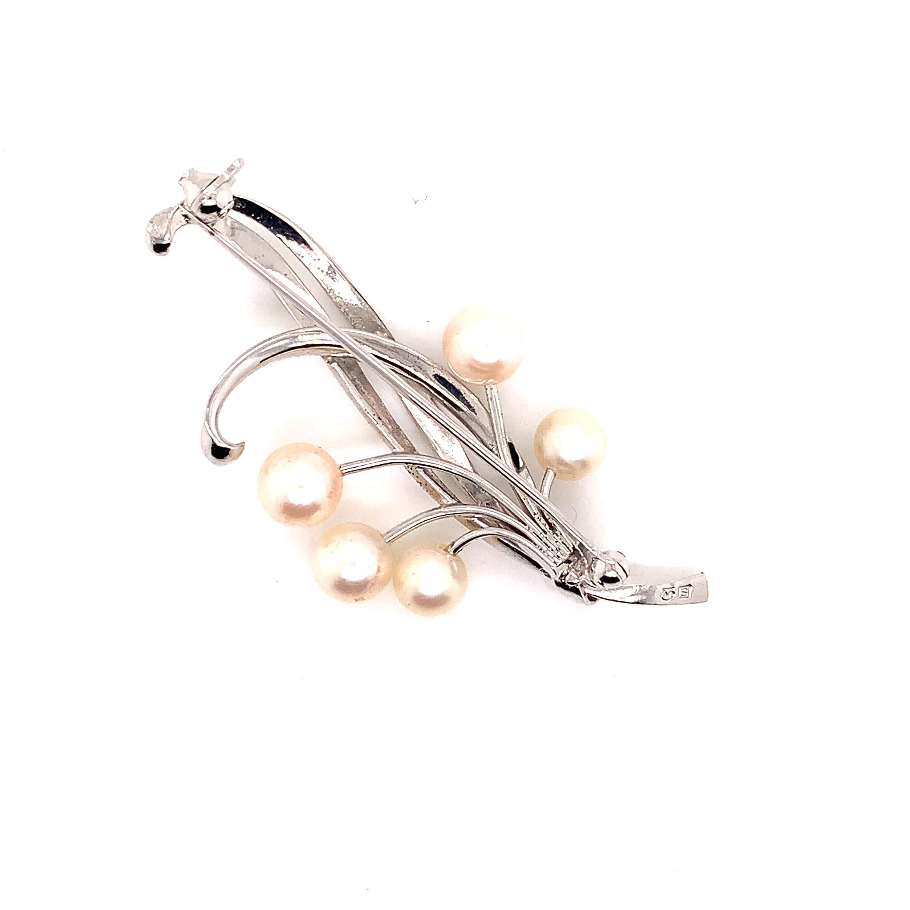 Women's Mikimoto Estate Akoya Pearl Brooch Pin Sterling Silver 5.43 Gr For Sale