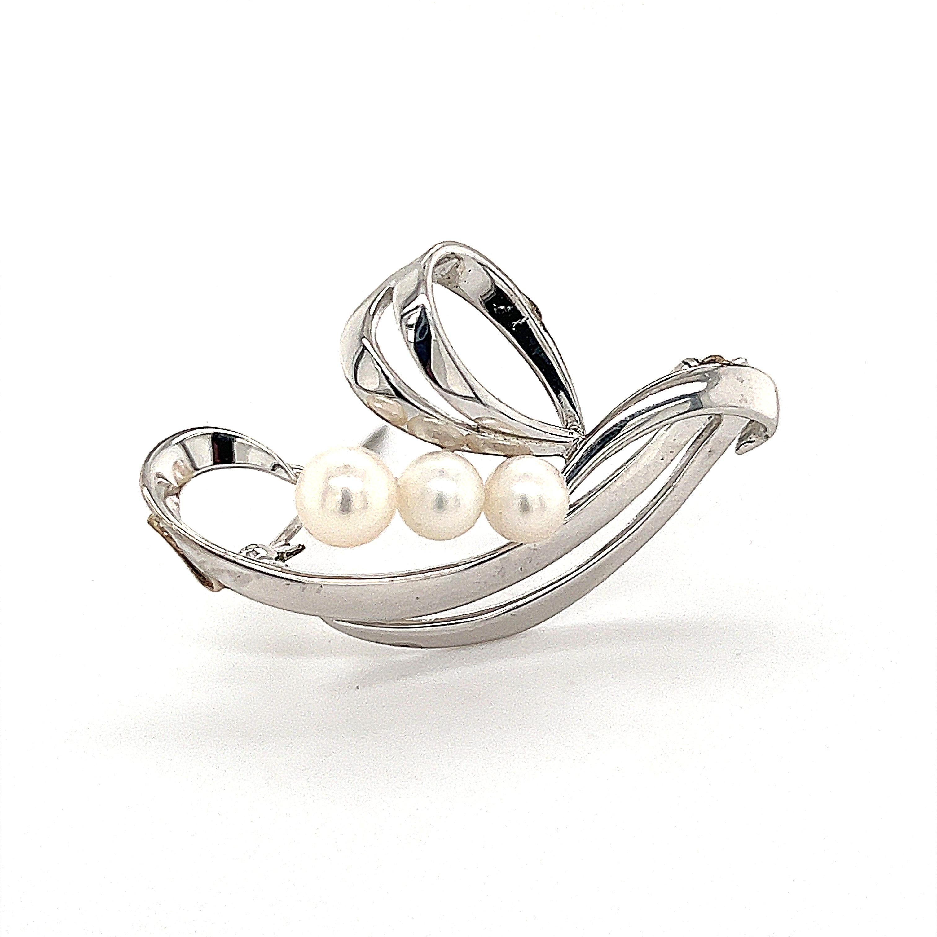 Mikimoto Broche Akoya de succession en argent sterling et perles de 6,5 mm 5 grammes en vente 3