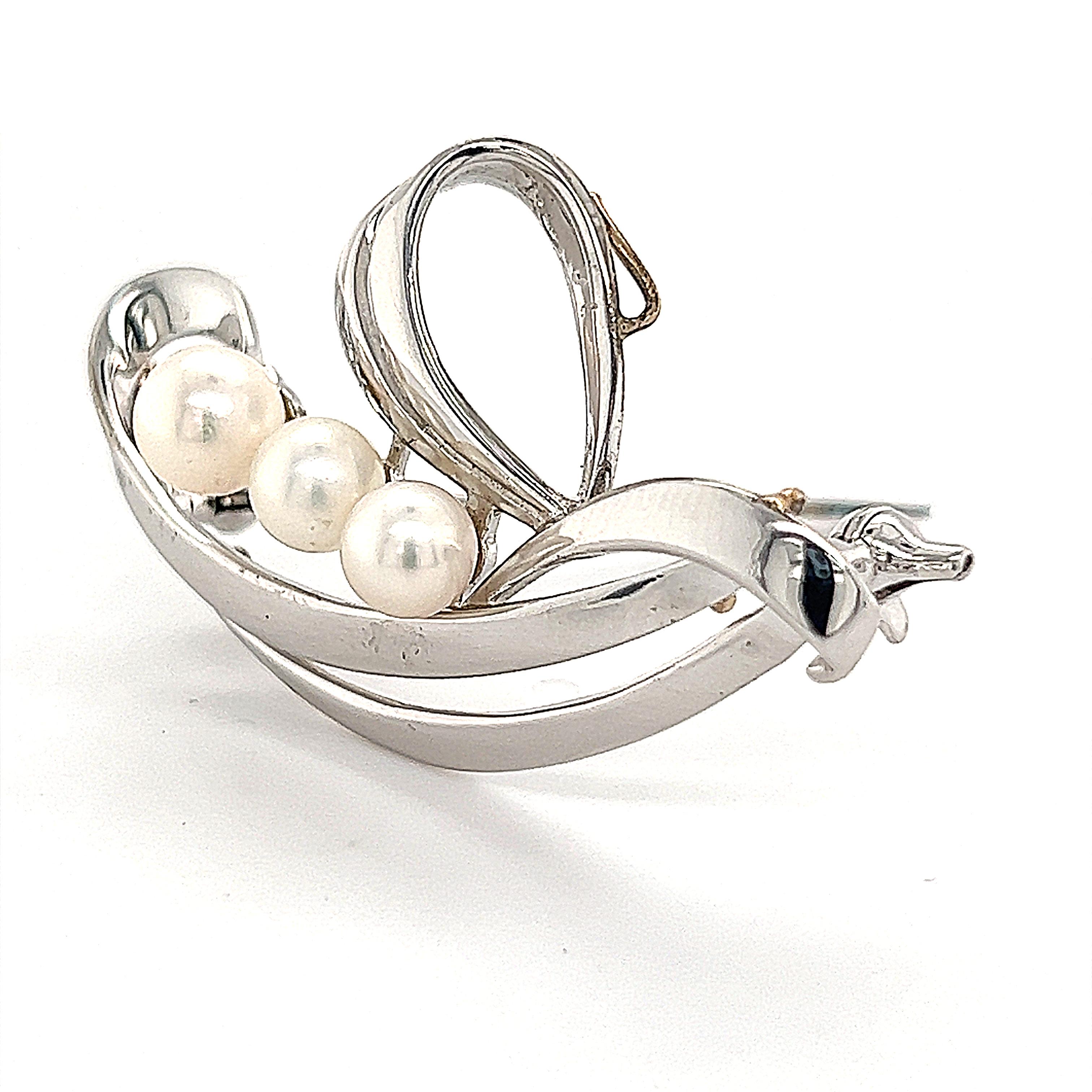 Mikimoto Estate Akoya Pearl Brooch Sterling Silver 6.5 mm 5 Grams For Sale 3