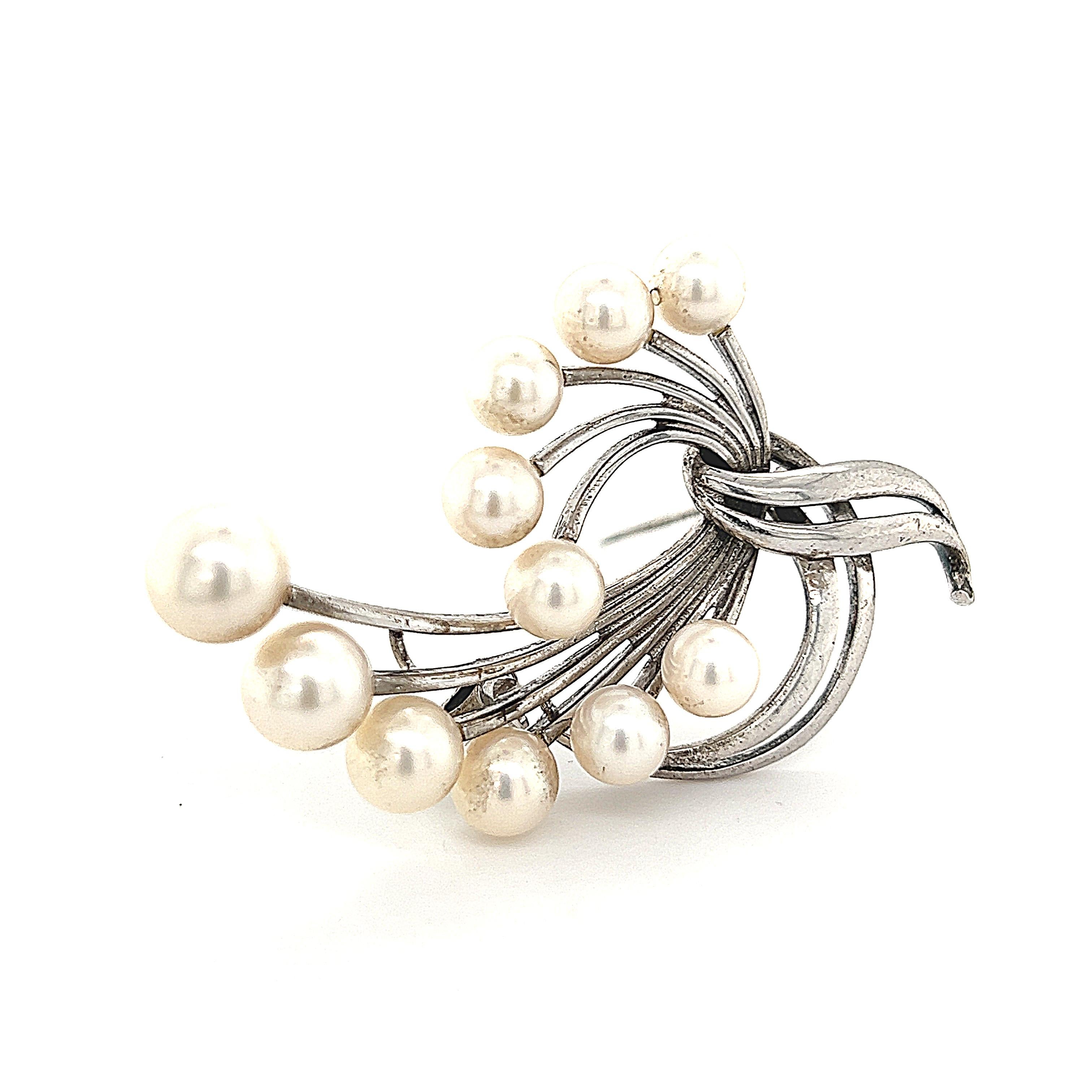 Mikimoto Estate Akoya Pearl Brooch Sterling Silver 6.6 mm 10.3g M243

This elegant Authentic Mikimoto Estate sterling silver brooch has 11 Saltwater Akoya Cultured Pearls and has a weight of 10.3 Grams.

TRUSTED SELLER SINCE 2002

PLEASE SEE OUR