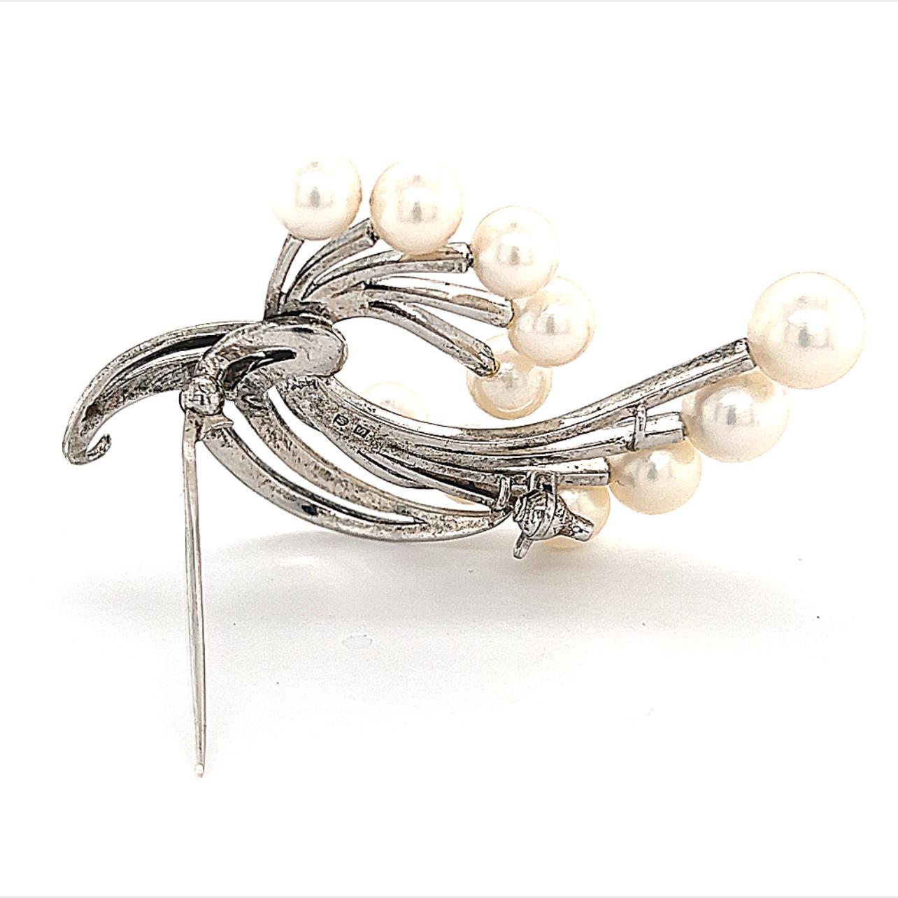 Round Cut Mikimoto Estate Akoya Pearl Brooch Sterling Silver 6.6 mm 10.3g For Sale