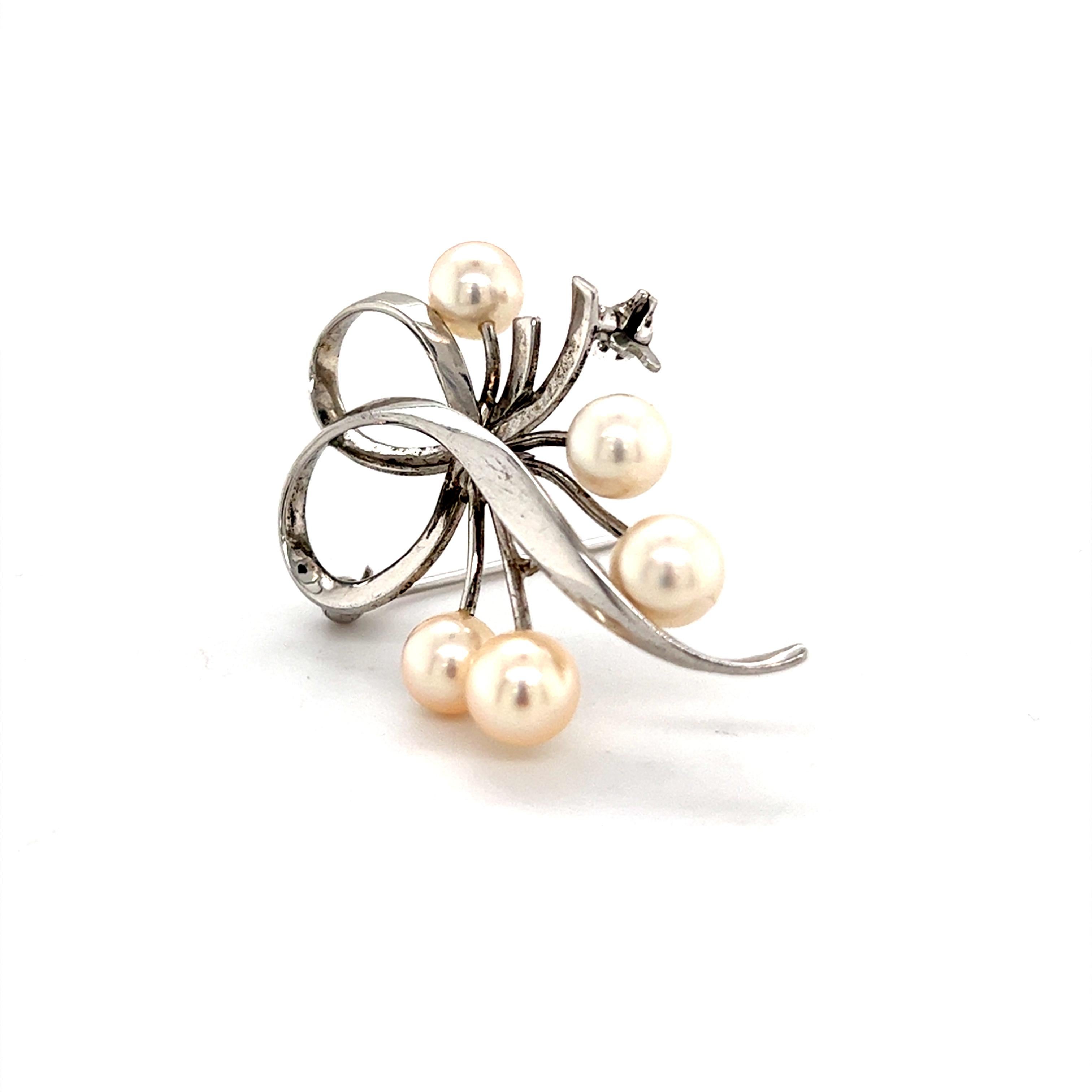 Mikimoto Estate Akoya Pearl Brooch Sterling Silver 6.60 mm 5.2 Grams M257

This elegant Authentic Mikimoto Estate sterling silver brooch has 5 Saltwater Akoya Cultured Pearls and has a weight of 5.2 Grams.

TRUSTED SELLER SINCE 2002

PLEASE SEE OUR