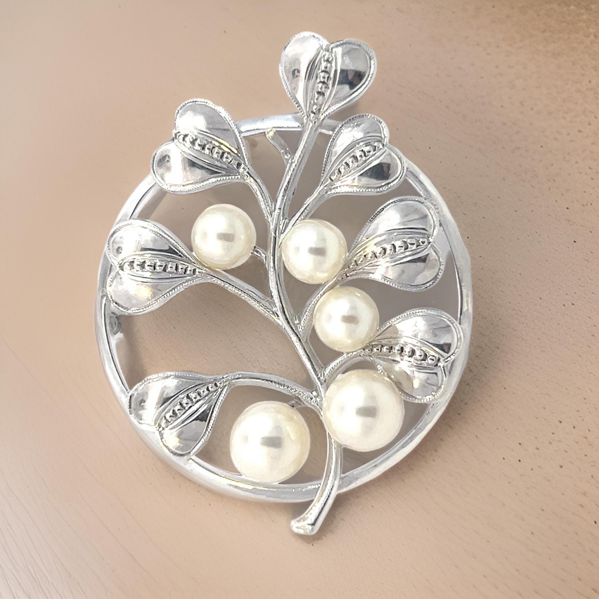 Mikimoto Estate Akoya Pearl Circular Flower Brooch Pin Sterling Silver For Sale 1
