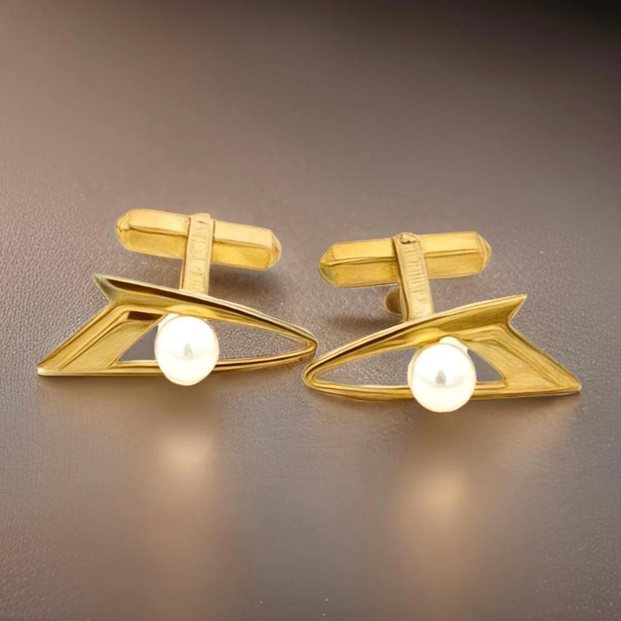 Mikimoto Estate Akoya Pearl Cufflinks Overlay 14k Gold 6 mm For Sale 2