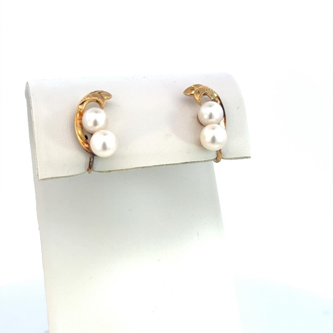 Mikimoto Estate Akoya Pearl Earrings 14k Y Gold 6.44 mm M393

These elegant Authentic Mikimoto Estate Akoya pearl earrings are made of 14 karat yellow gold and have 4 Akoya Cultured Pearls in size of 6.10 - 6.44 mm with a weight of 4.73