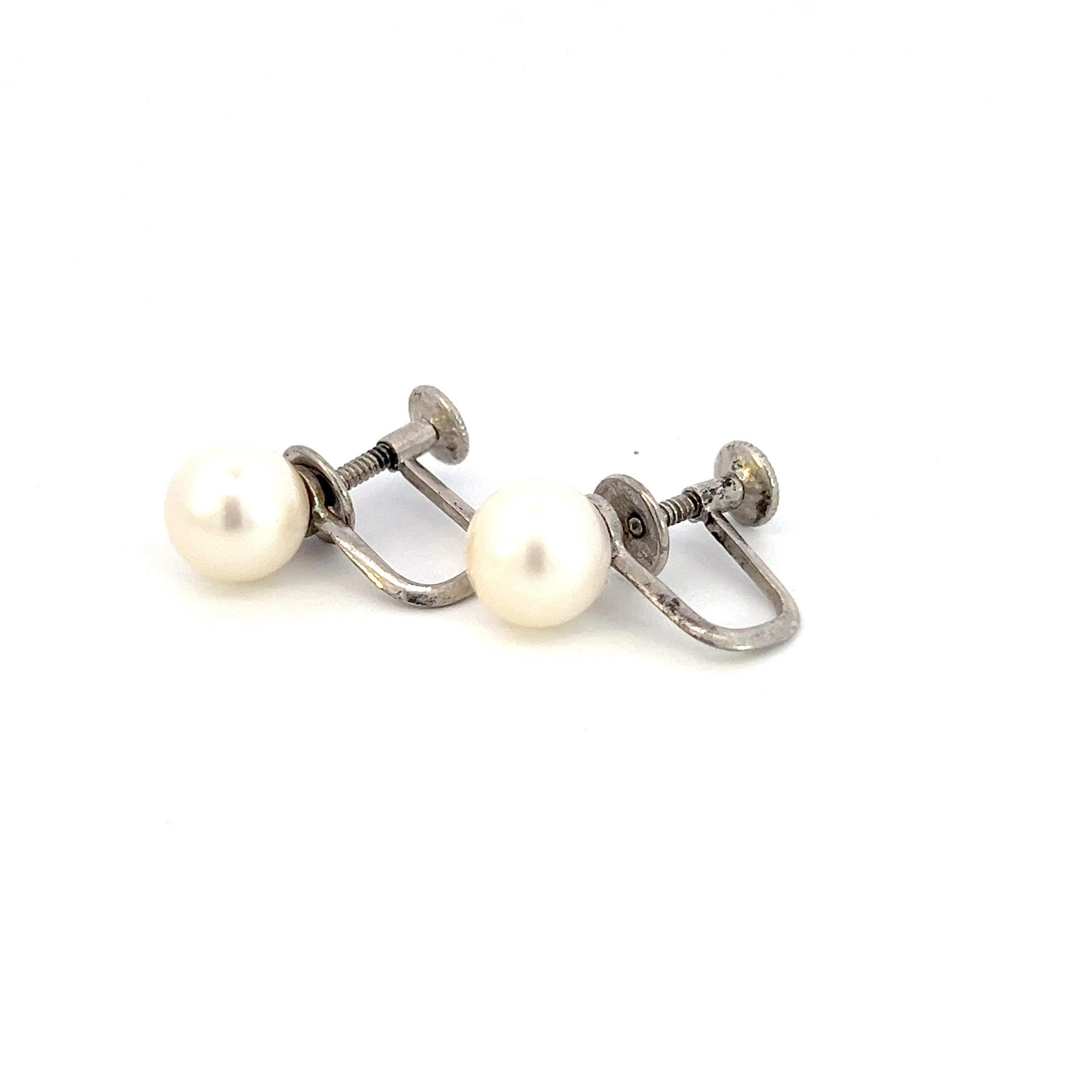 Mikimoto Estate Akoya Pearl Earrings Silver 8 mm M338

These elegant Authentic Mikimoto Estate Akoya pearl earrings are made of Sterling Silver and have 2 Akoya Cultured Pearls in size of 8 mm appx with a weight of 3.1 grams.

TRUSTED SELLER SINCE