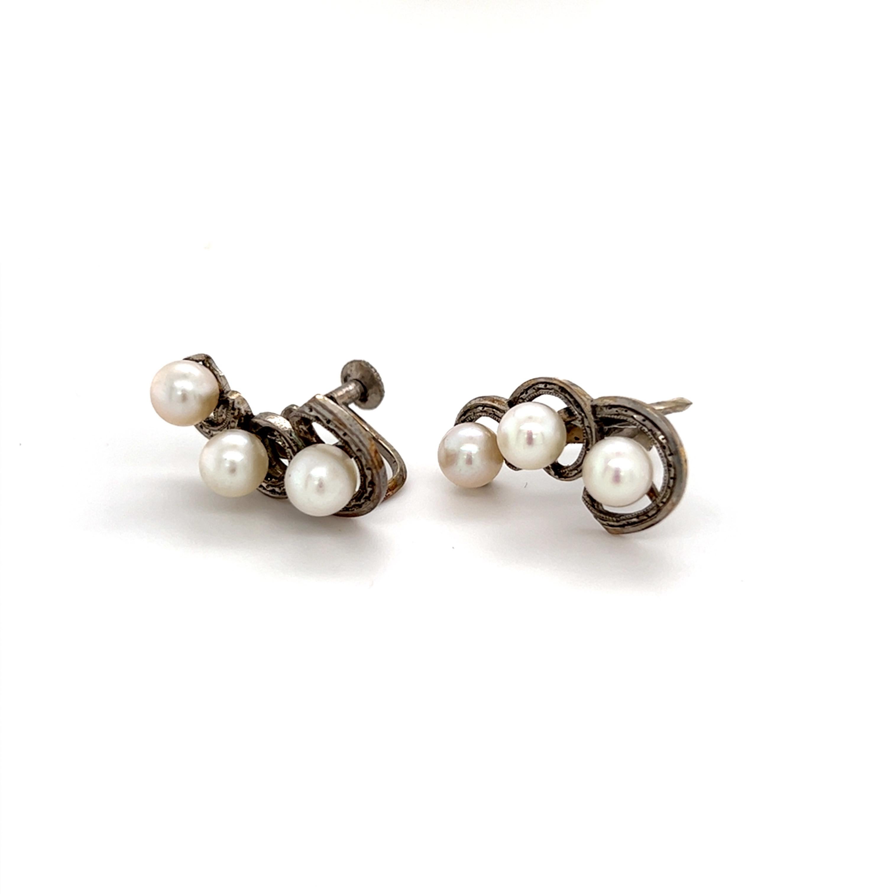 Mikimoto Estate Akoya Pearl Earrings Sterling Silver 5.5 mm 5.1 Grams For Sale 1