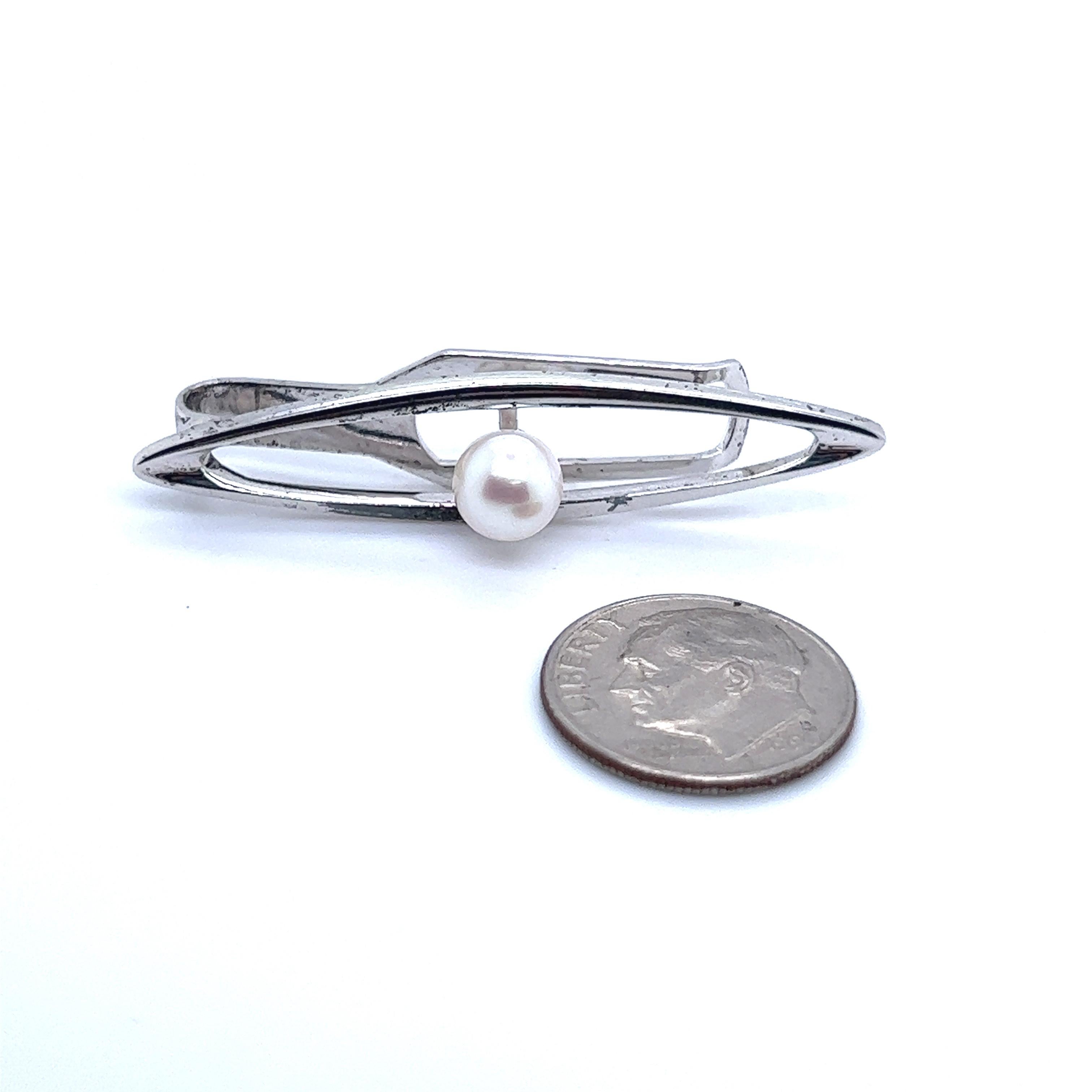 Round Cut Mikimoto Estate Akoya Pearl Men Tie Clip Silver 7 mm  For Sale