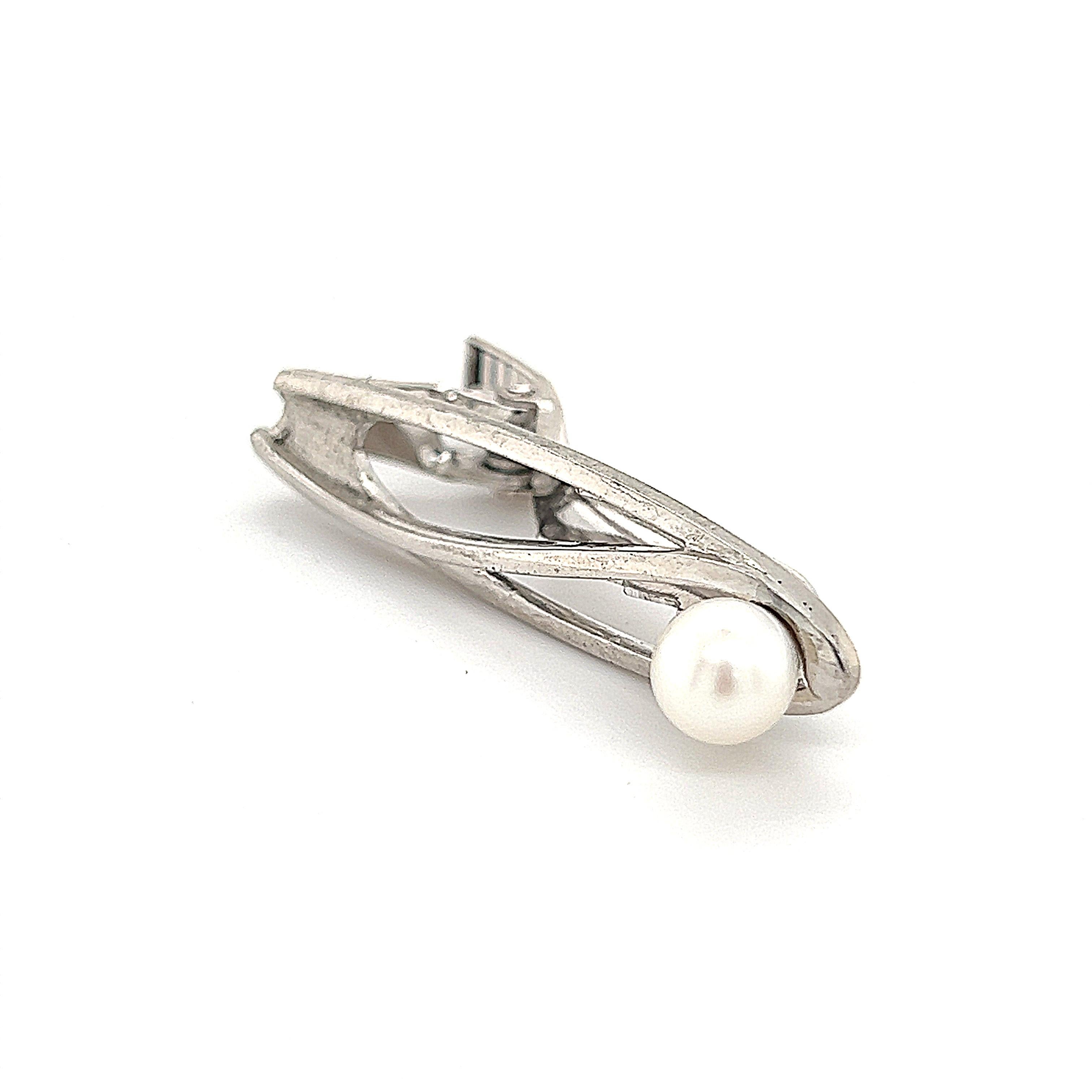 Mikimoto Estate Akoya fermoir à cravate en perles pour homme en argent 7 mm 5,3 grammes Bon état - En vente à Brooklyn, NY
