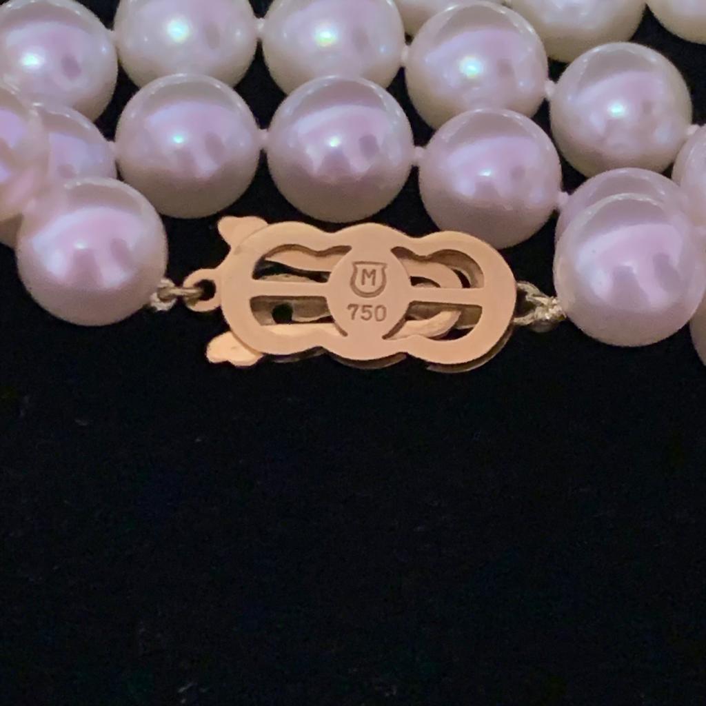 Mikimoto Estate Akoya Pearl Necklace 18 Karat Yellow Gold 36 IN Certified 1