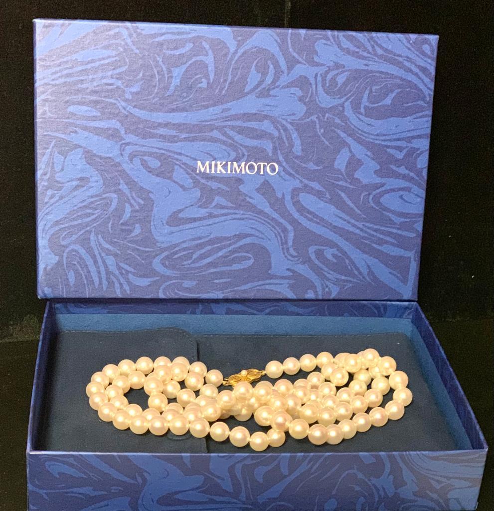 Mikimoto Estate Akoya Pearl Necklace 18 Karat Yellow Gold 36 IN Certified 3