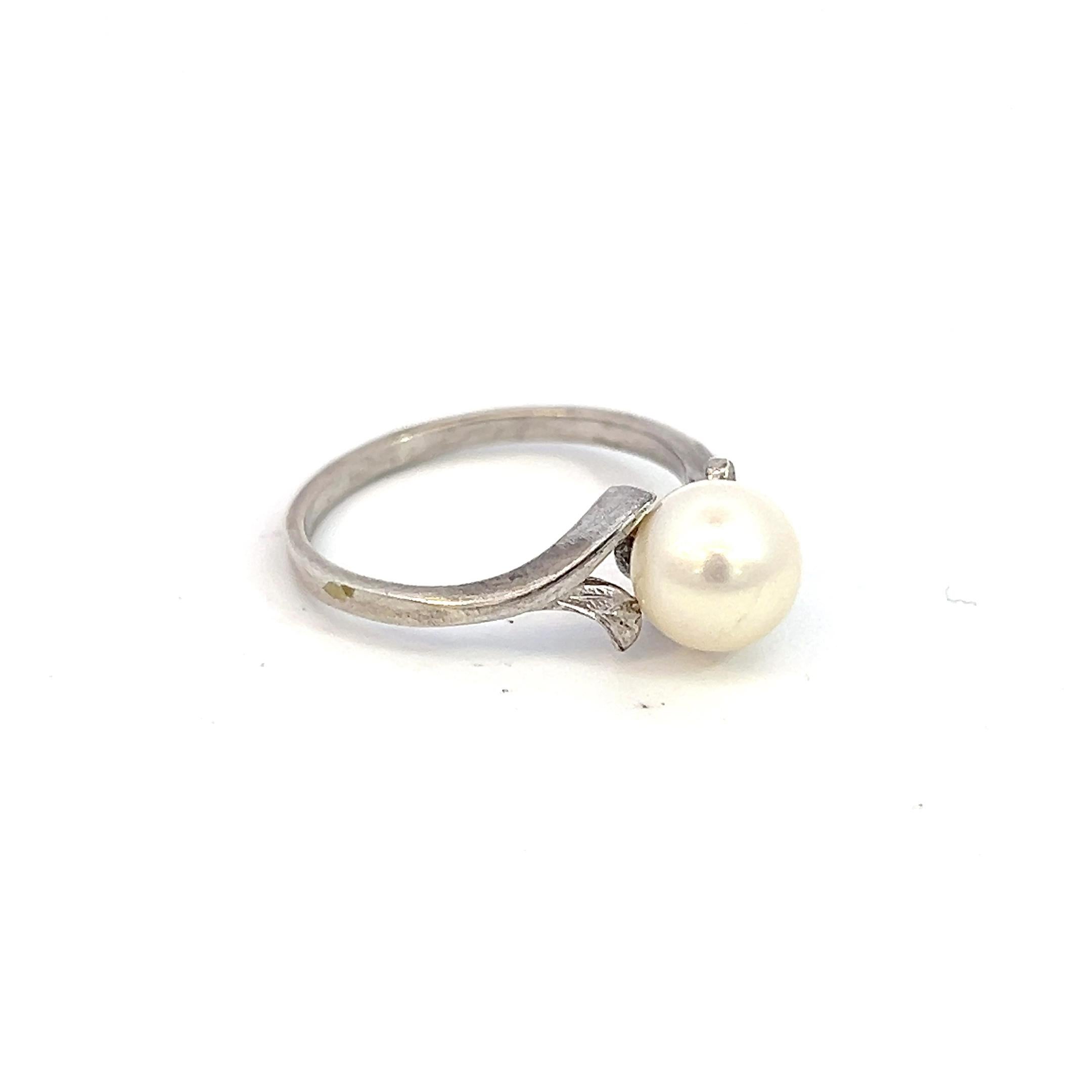 Round Cut Mikimoto Estate Akoya Pearl Ring 7 Silver 7.30 mm  For Sale